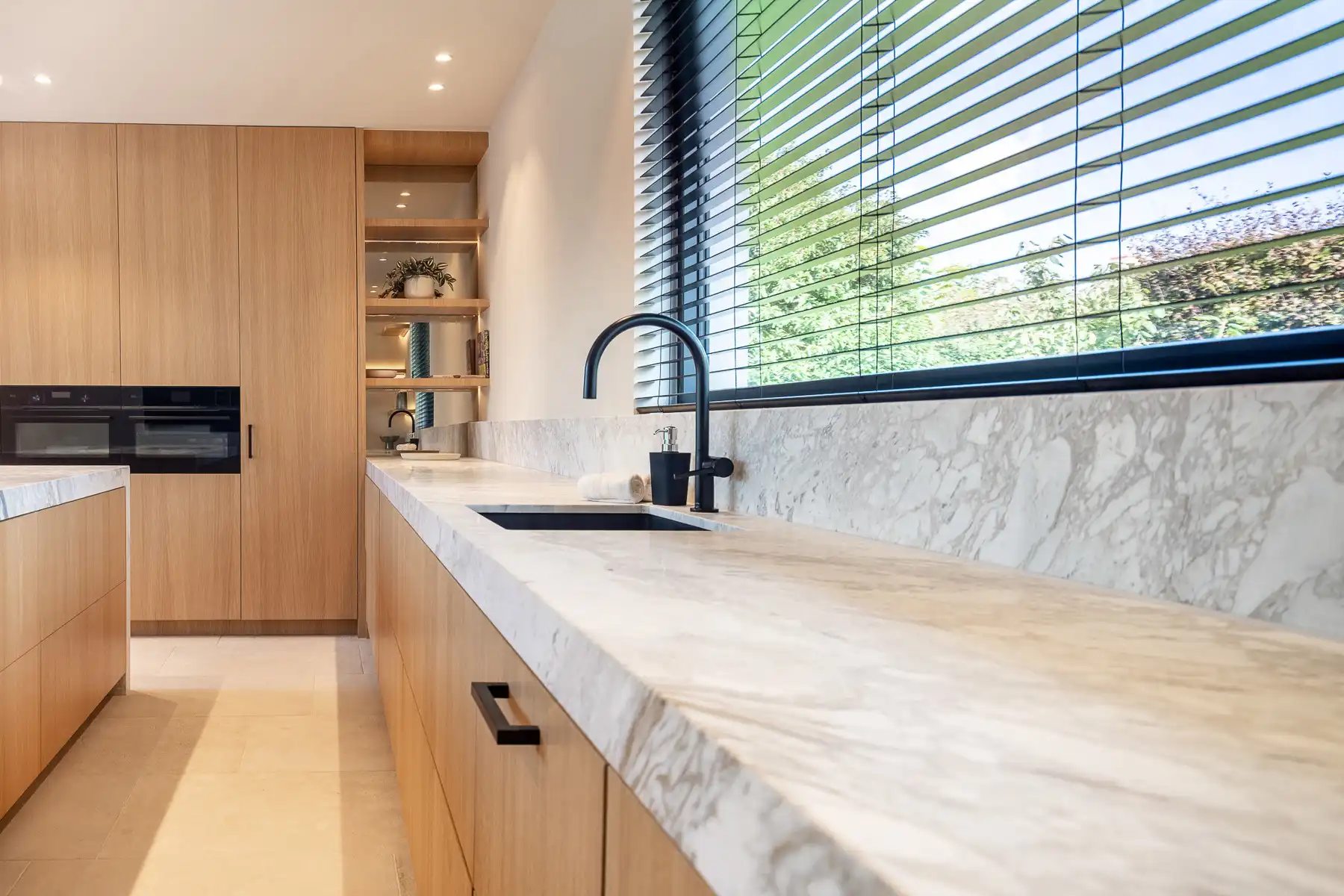 Smaakvol gerenoveerde alleenstaande woning foto 10