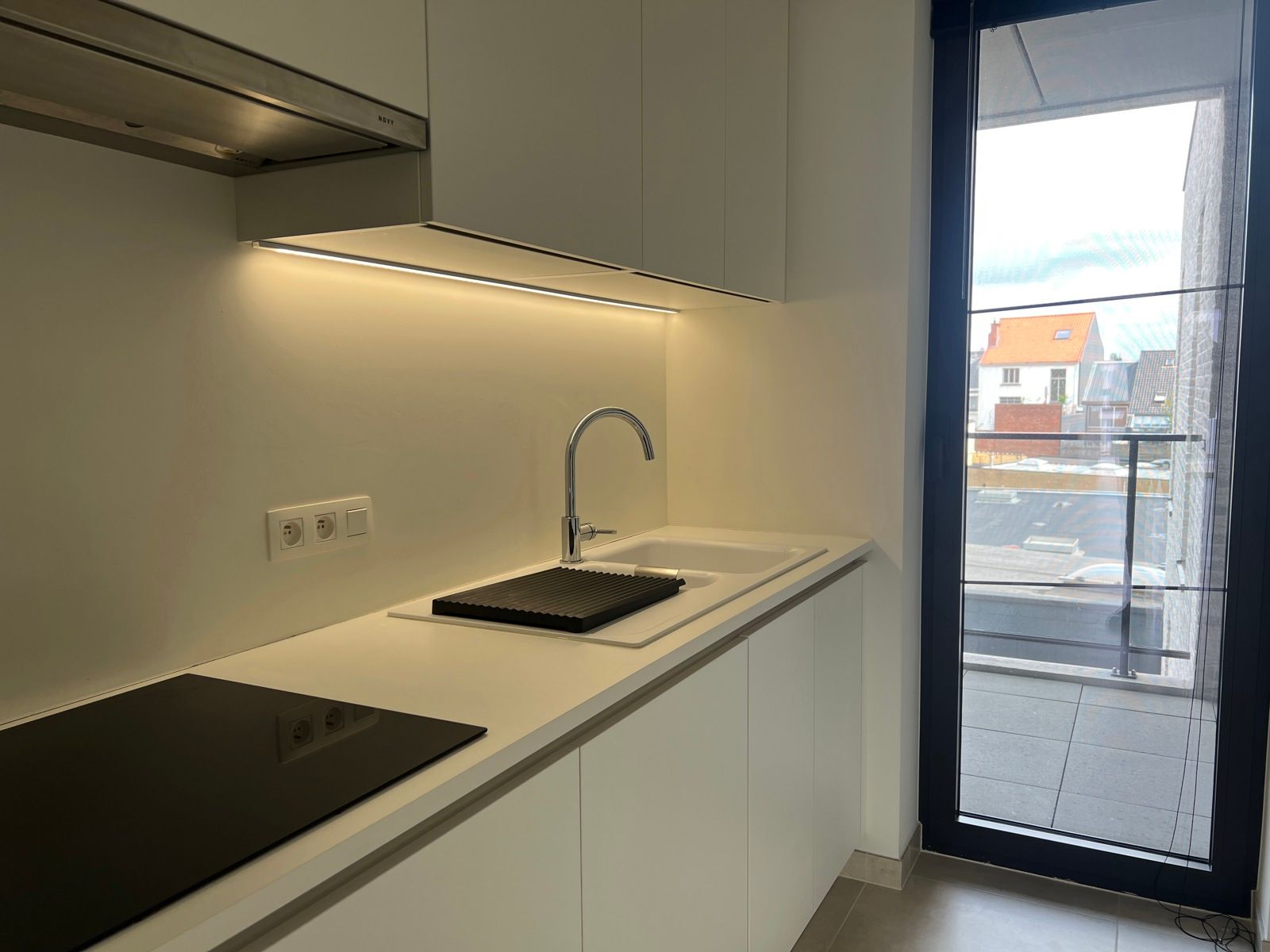 NIEUWBOUWAPPARTEMENT TE HUUR OP TOPLOCATIE IN CENTRUM ASSE foto 3