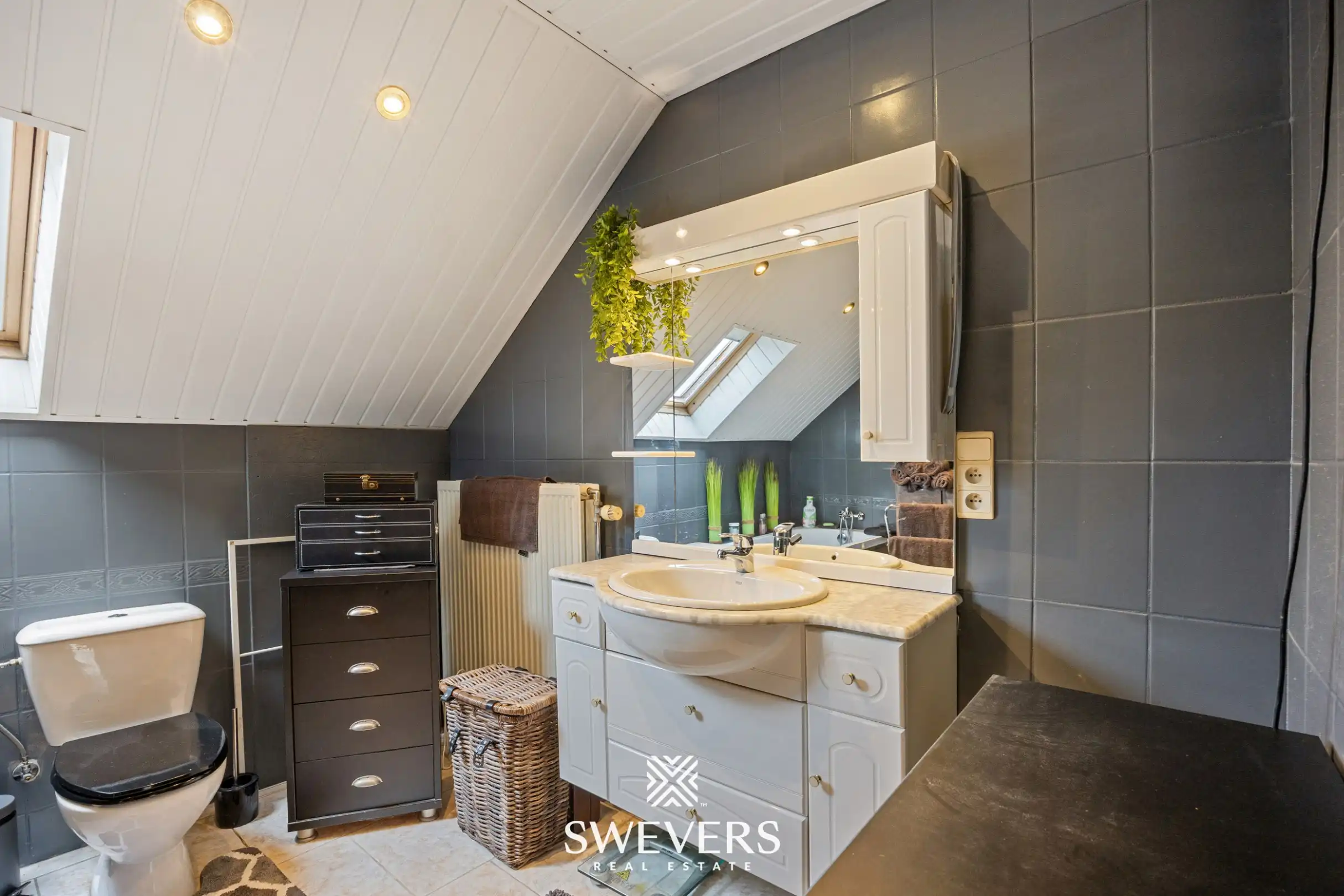 Karaktervolle open bebouwing met wellnessbeleving en ruime tuin foto 22