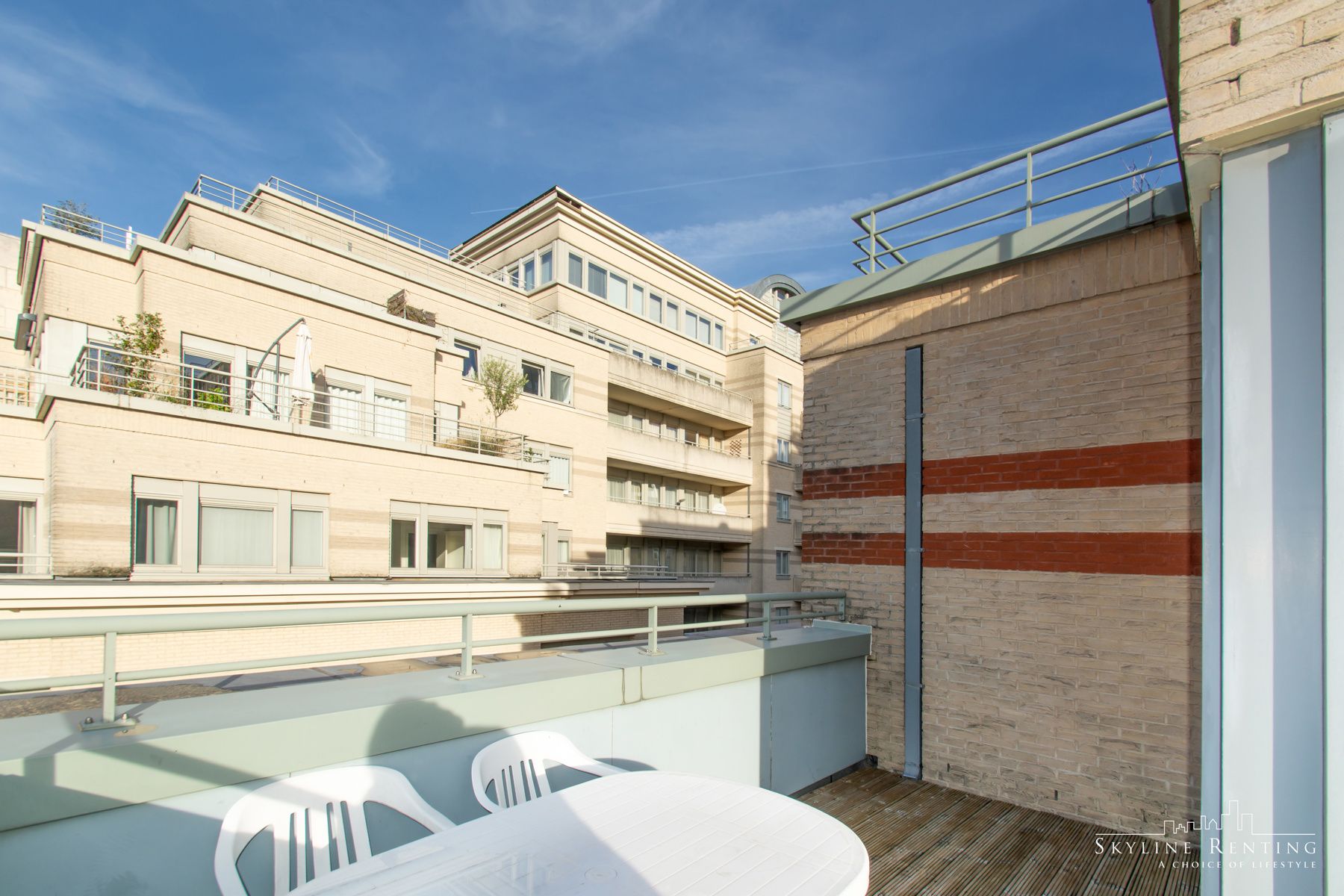  Mooi 2 verdieping appartement + 3K + terras (Europese wijk) foto 10