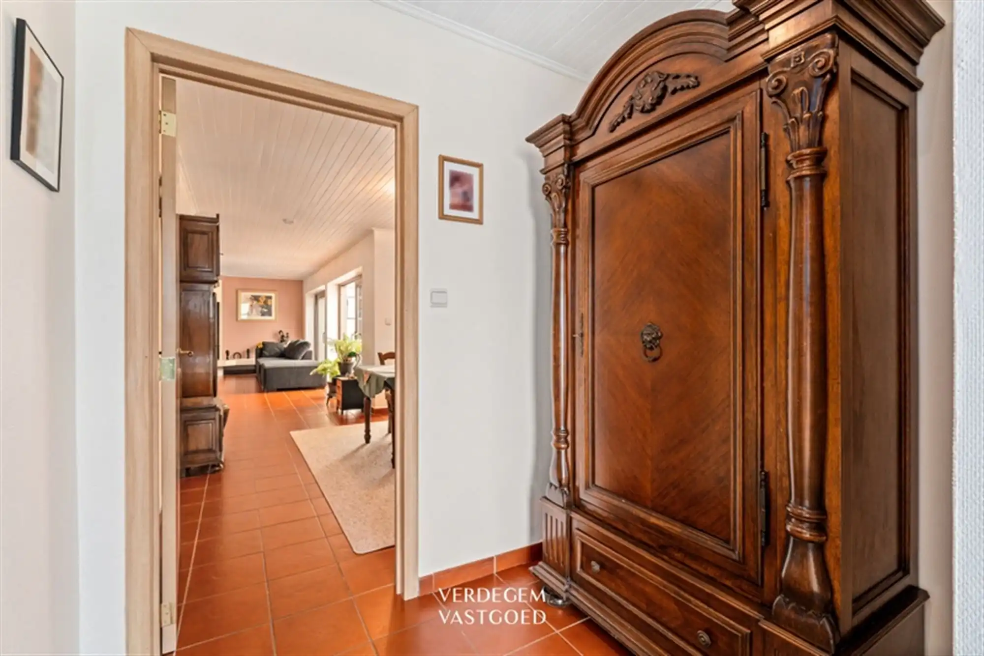 Bungalow met 3 slaapkamers in rustige buurt foto 2