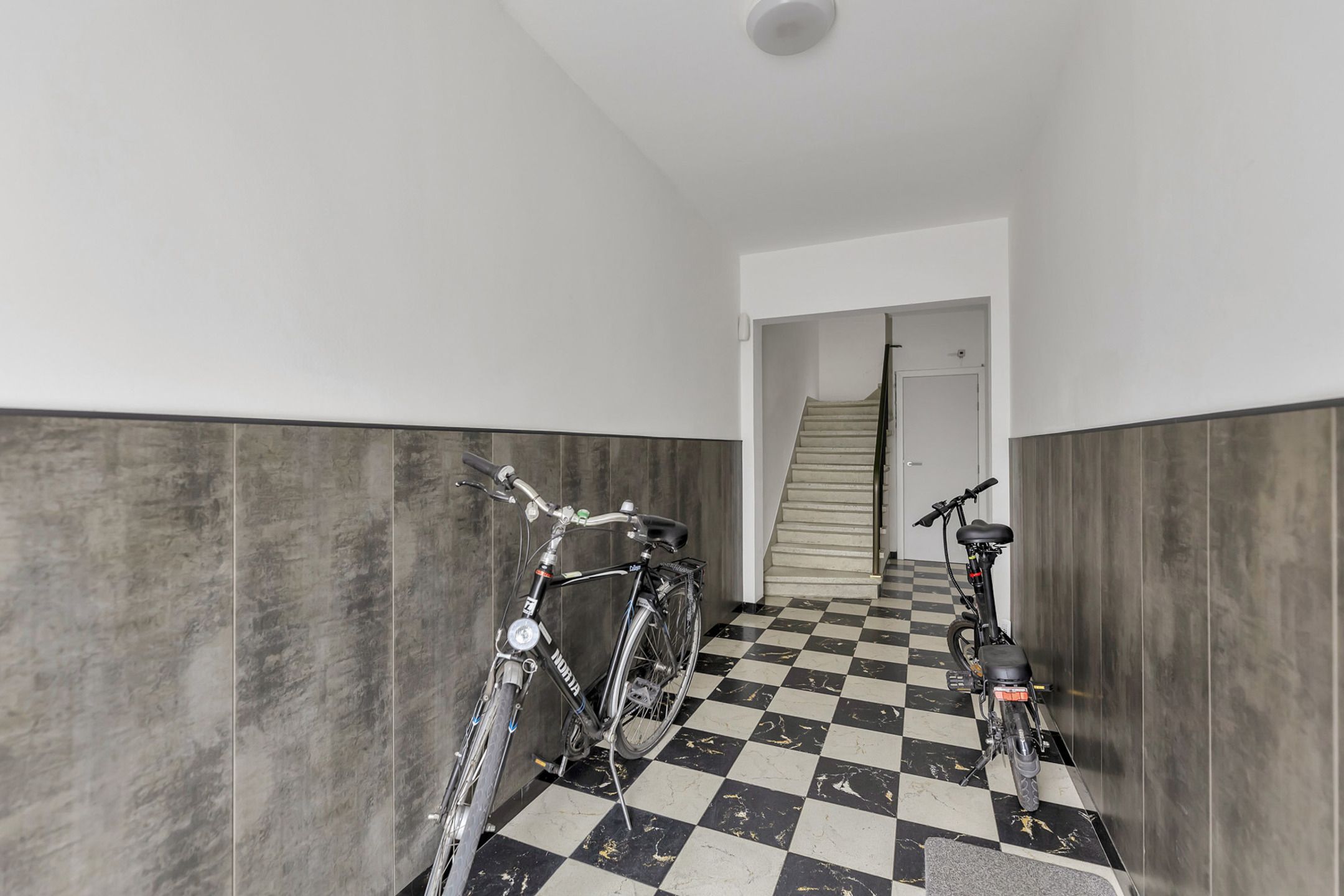 Appartement met 2 ruime slaapkamers dichtbij centrum Aalst foto 19