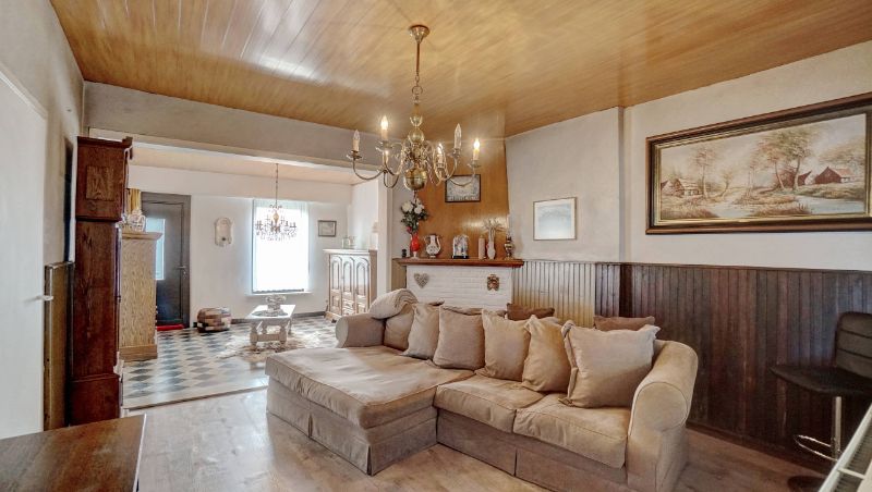 Hoeve van 300m² op 1 hectare 77 met achterliggende weiden foto 14