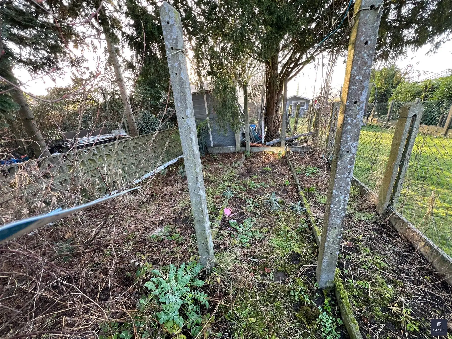TE RENOVEREN OF TE SLOPEN WONING MET ZUIDELIJKE TUIN foto 5