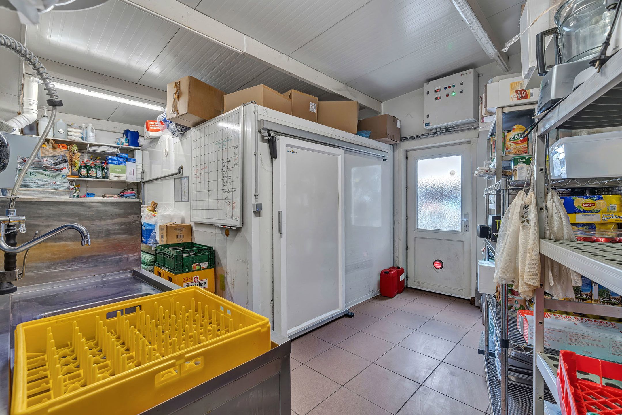 Gekende frituur op een strategische locatie foto 12