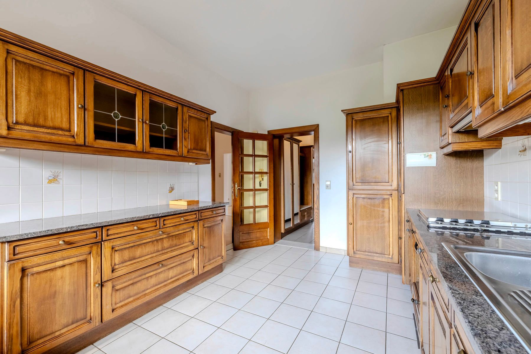 Gelijkvloers appartement met grote stadstuin foto 12