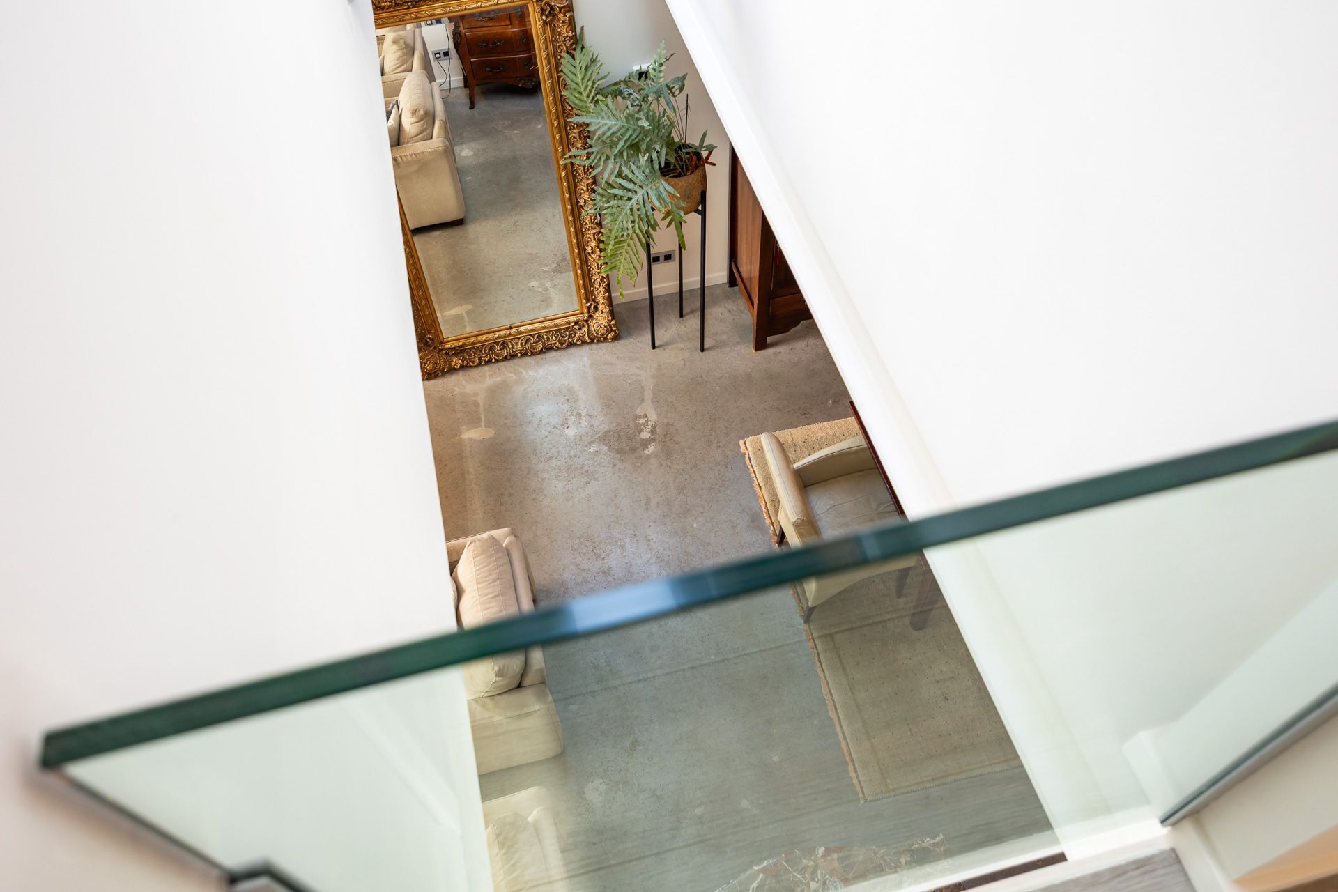 Volledig gerenoveerde gezinswoning met 5 slpks te Kontich foto 24