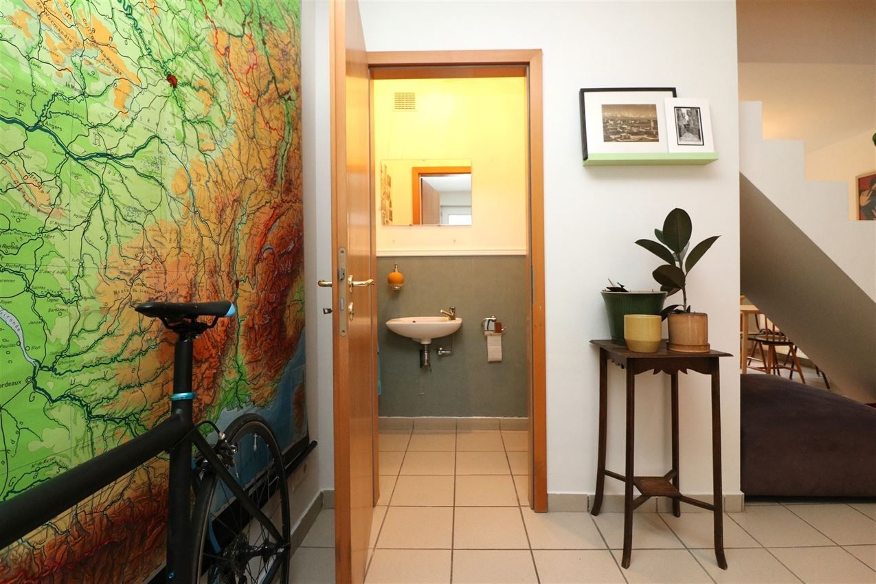 Centrale, zeer gezellige stadswoning met 2 slpk. en koer foto 23