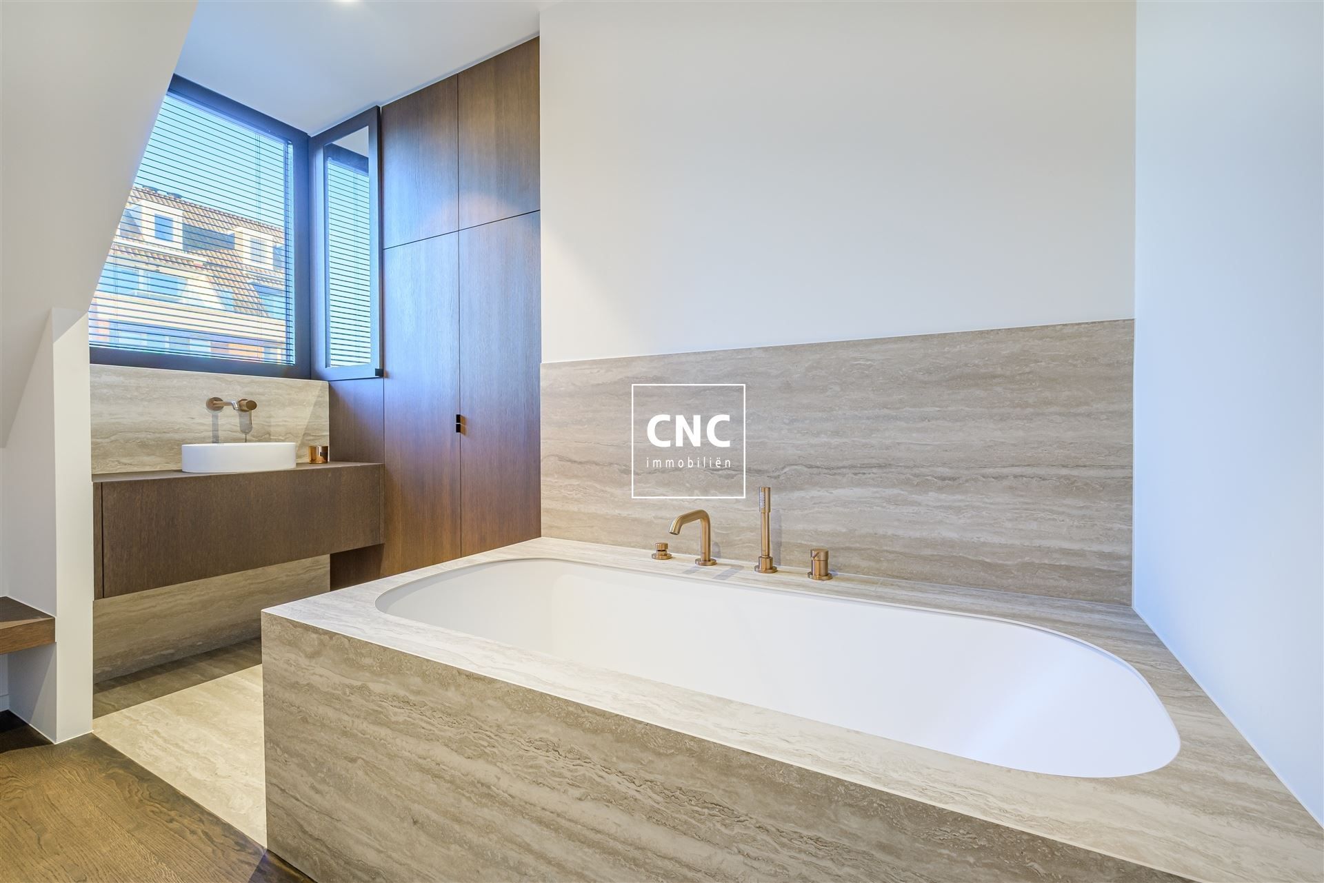 Exceptioneel nieuwbouw duplex-appartement in het hart van het Zoute met prachtig zicht op de typische Zoute-gevels foto 25