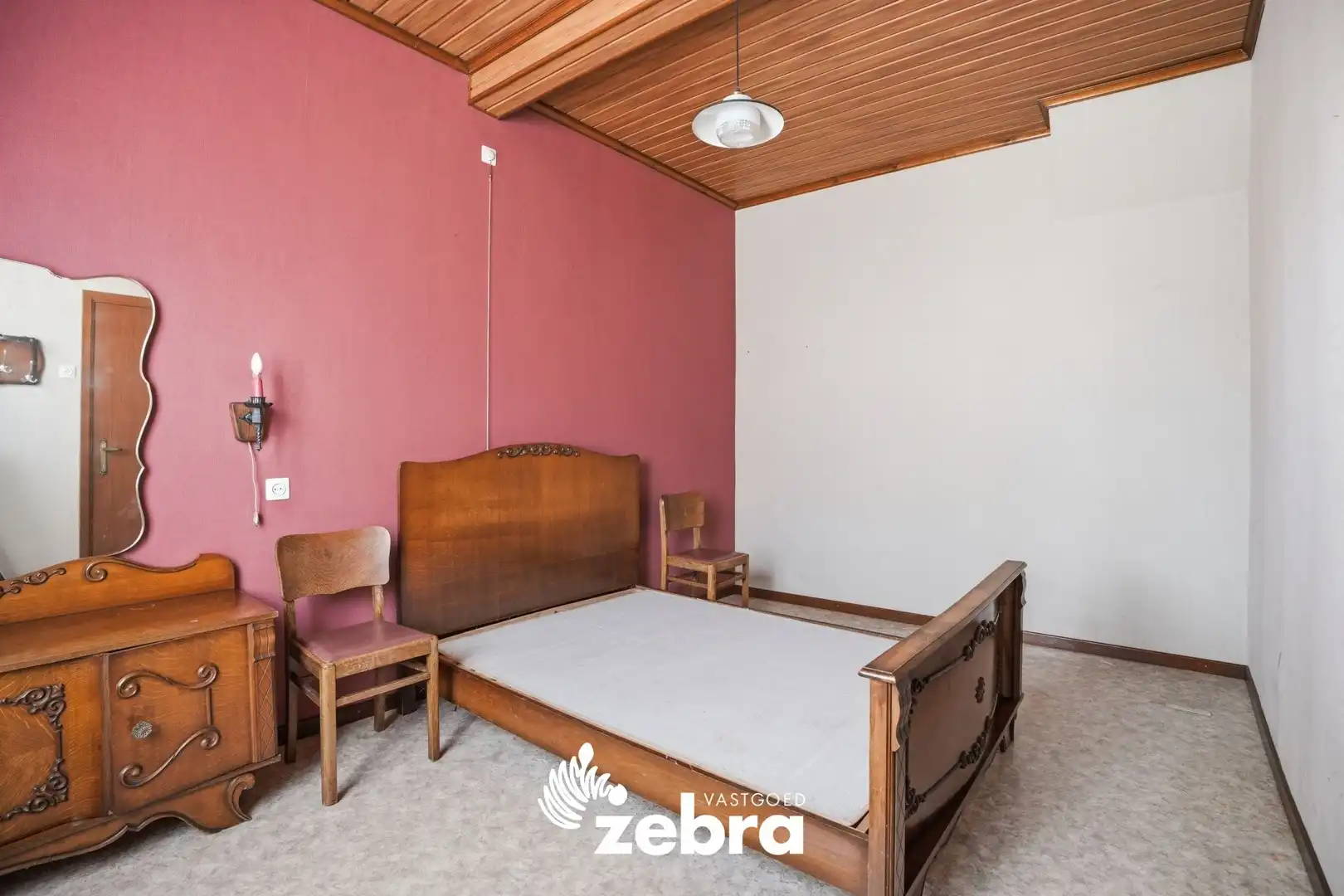 Te renoveren woning met garage op ruim perceel te Pittem! foto 11