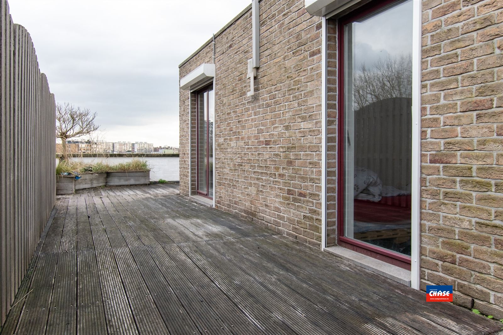 Dakappartement met 2 slpks, terras van 150m² en garagebox foto 5