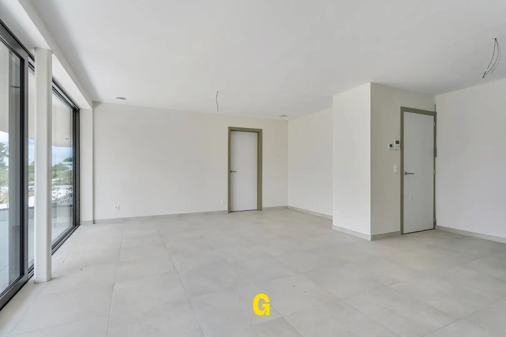 Gelijkvloers nieuwbouwappartement in residentie Bella Vista met 1 slaapkamer en terras en tuin met blijvend zicht op achterliggend groen, vlakbij het centrum.  foto 8