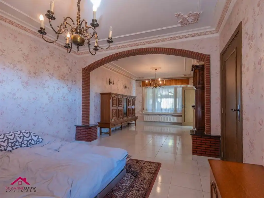 Te renoveren woning op ruim perceel foto 15