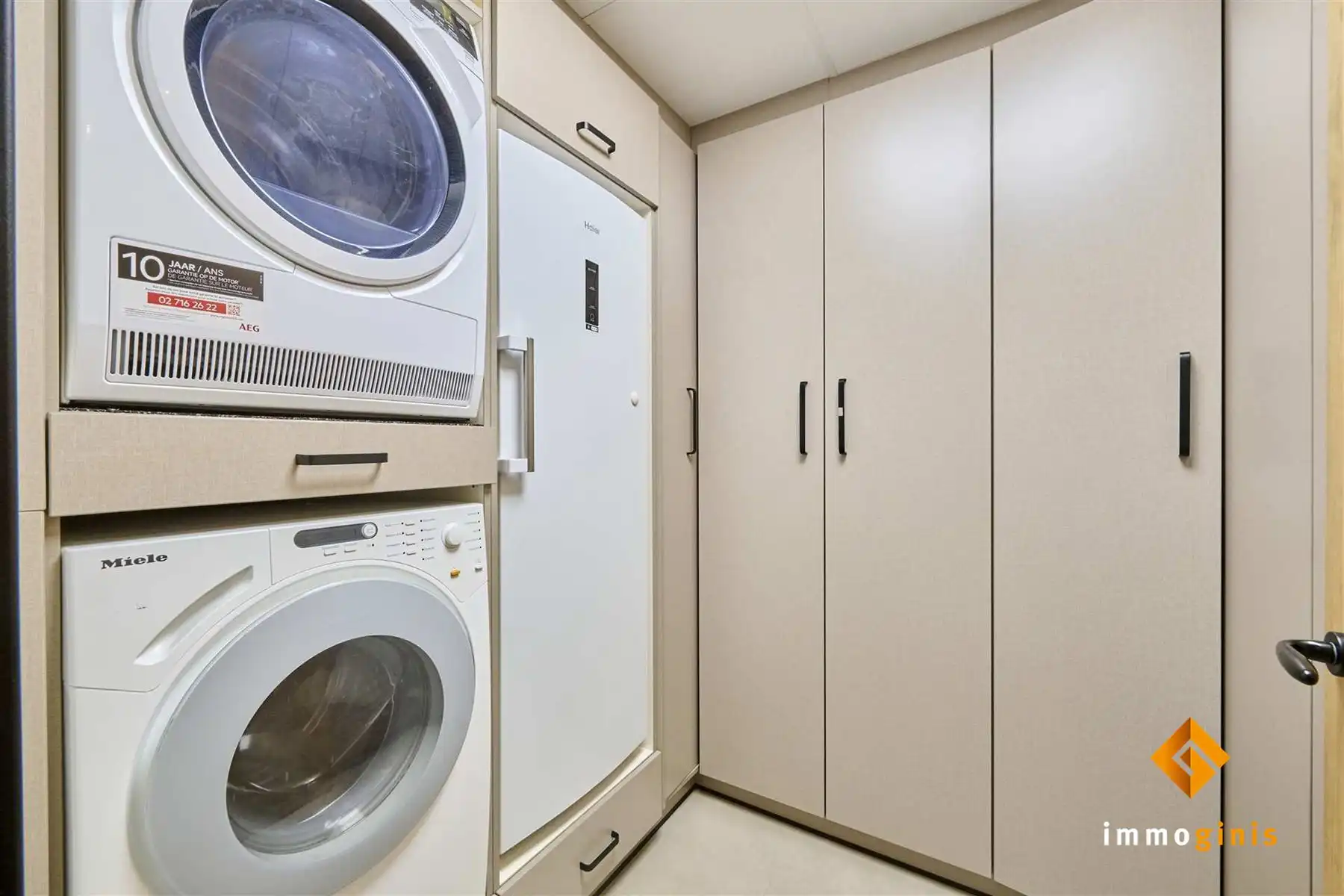 Luxueus 3-slaapkamerappartement met zéér ruim terras, gelegen op de 2e verdieping. foto 10