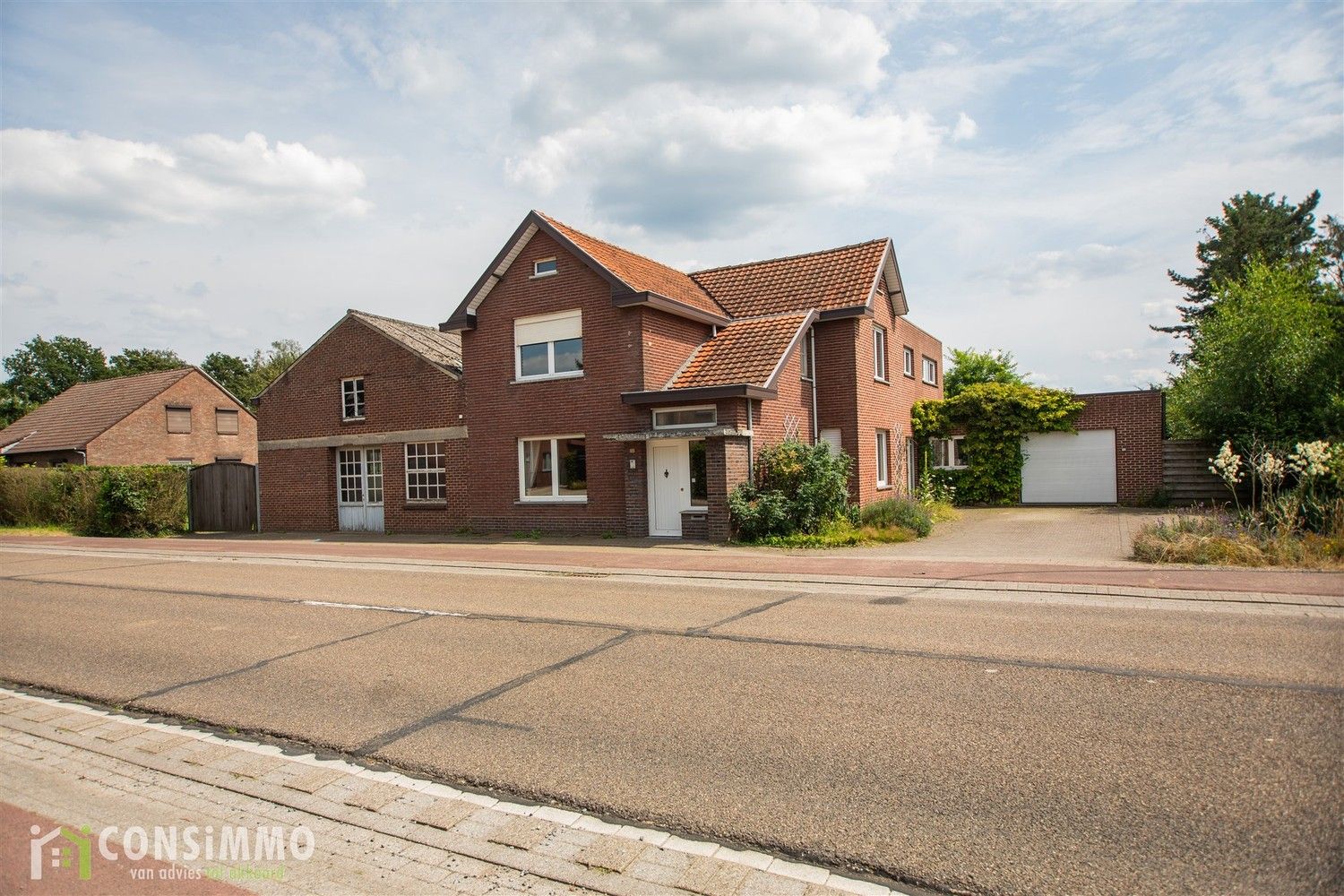 Ruime woning met atelier foto 1