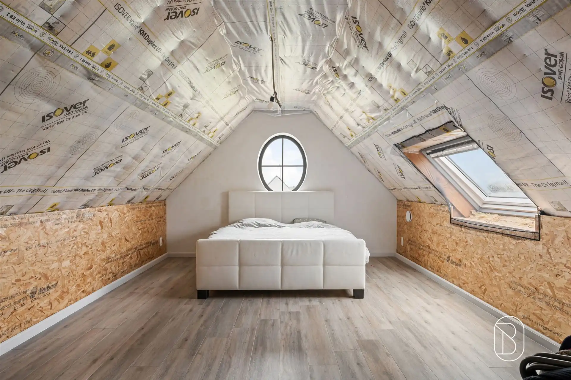 Recente pastorijwoning met 5 slk, lift en ruime tuin! foto 23