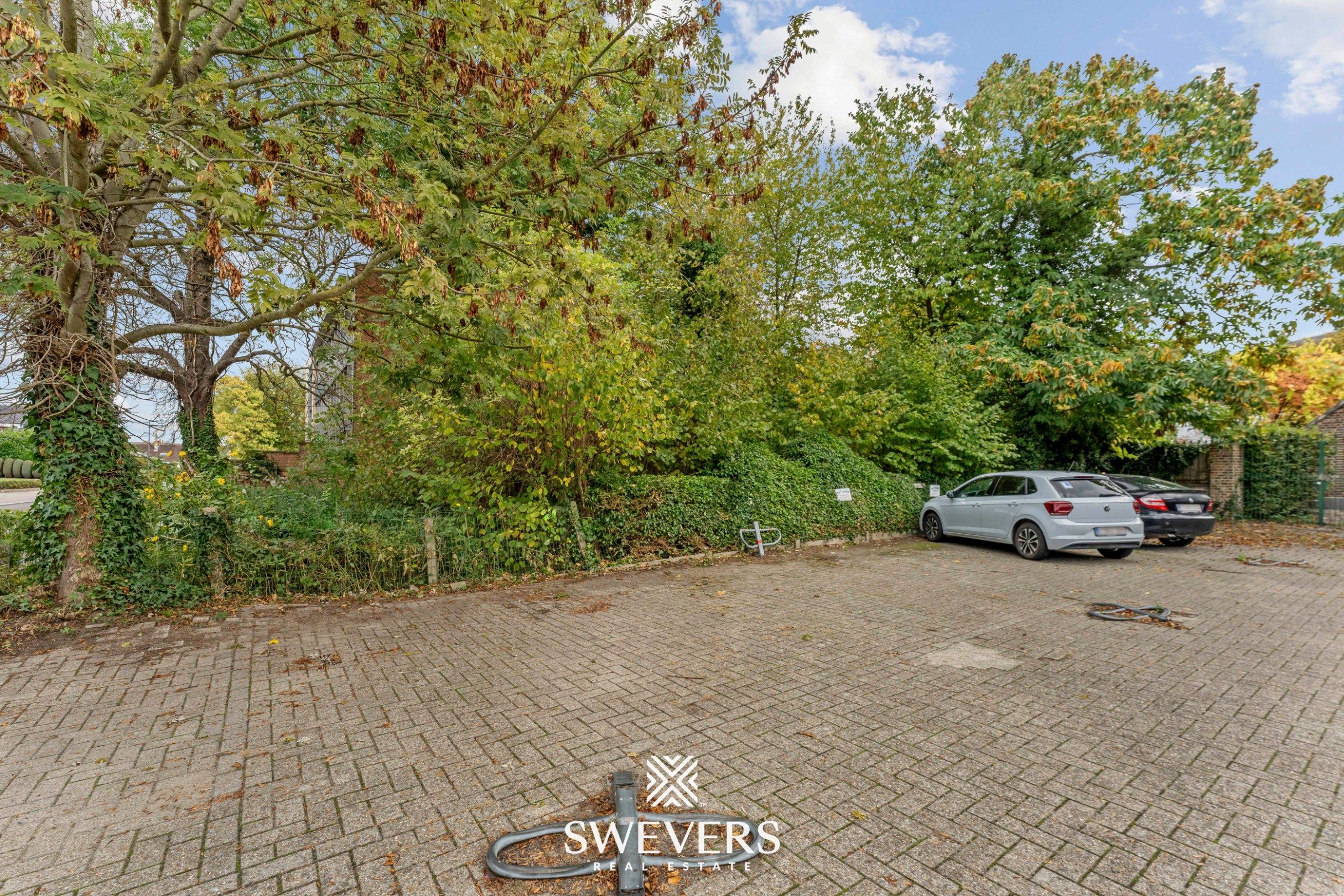 Instapklaar en lichtrijk duplexappartement in centrum Herk-de-Stad foto 30