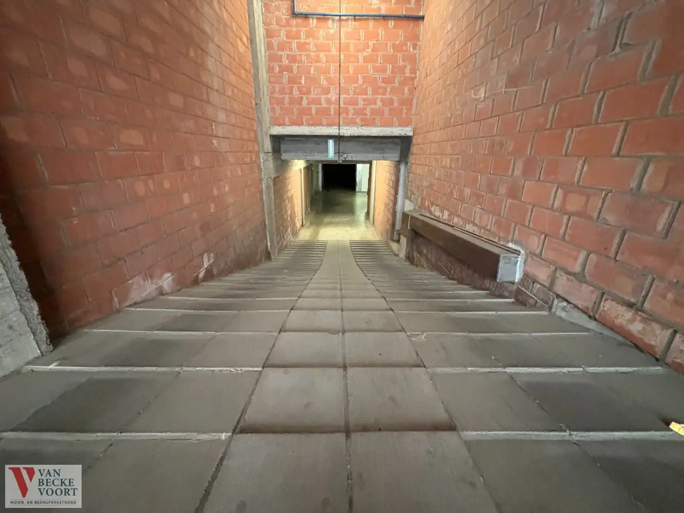 Garagebox in stadscentrum Oostende foto 2