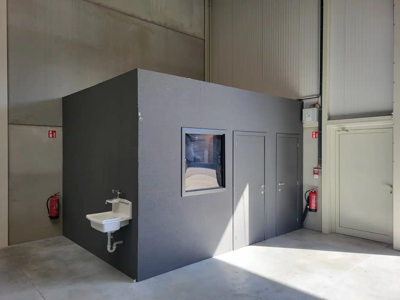 KMO-unit met kantoortje foto 5