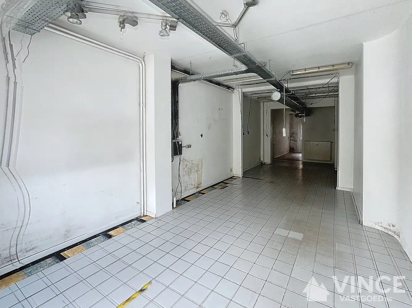 Uitstekend Handelspand Te Koop – Ideaal voor Uw Onderneming! foto 3