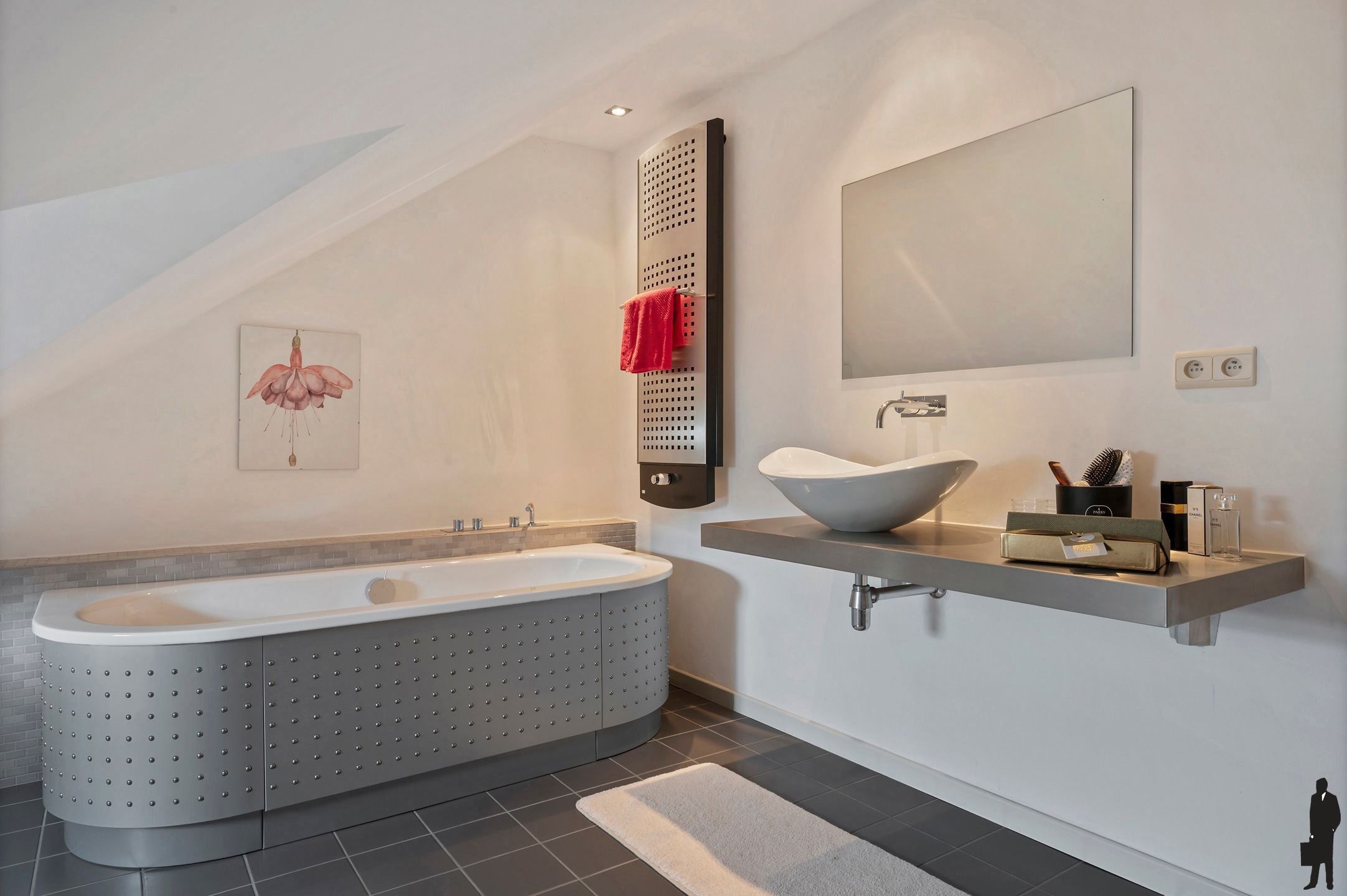 Unieke en zéér centraal gelegen villa op een parkdomein van ca. 9.847 m²! foto 36