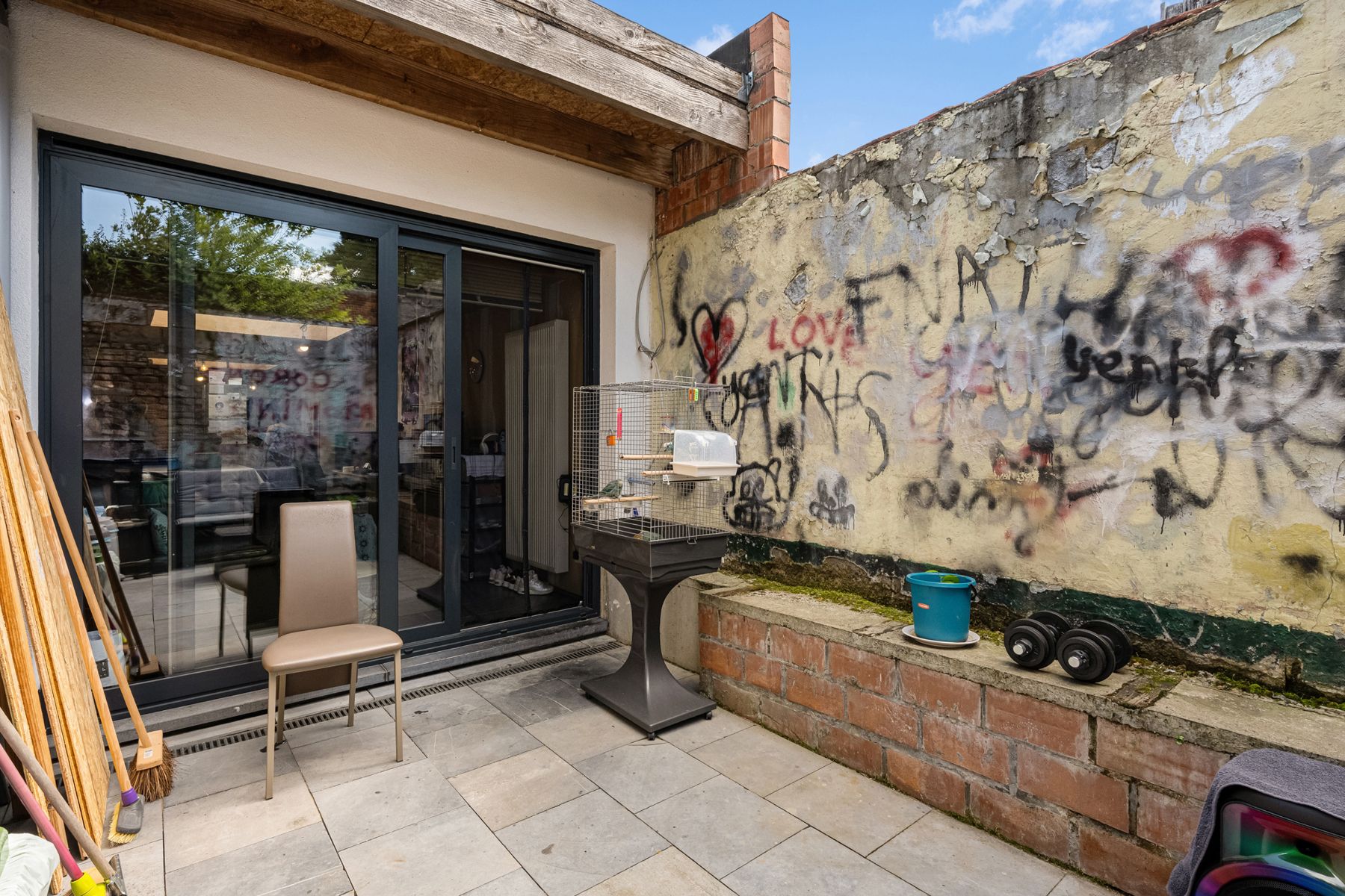 Verder af te werken stadswoning met garage op toplocatie foto 15
