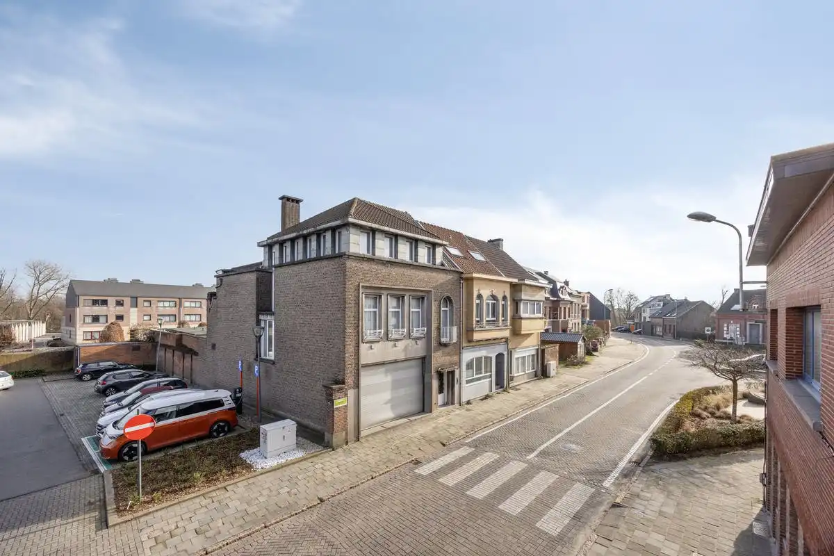 Te renoveren woning te koop in Niel foto 26