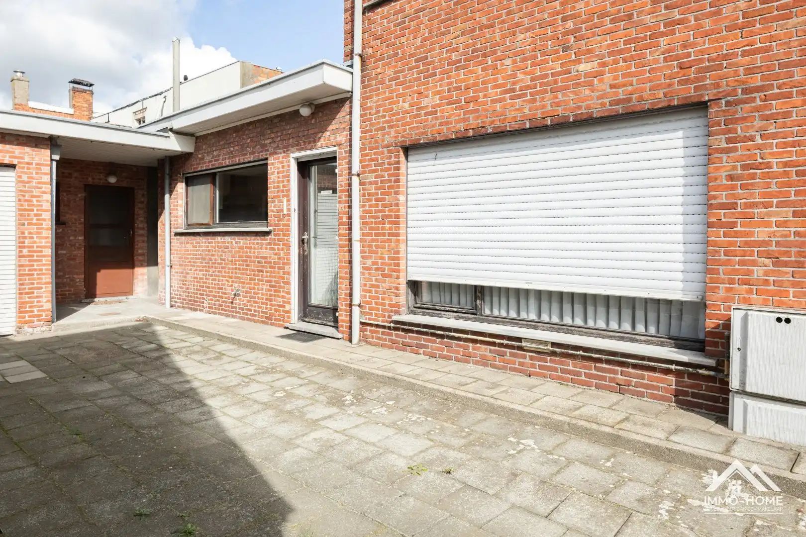 Ruime te renoveren hoekwoning met garage!!  foto 25
