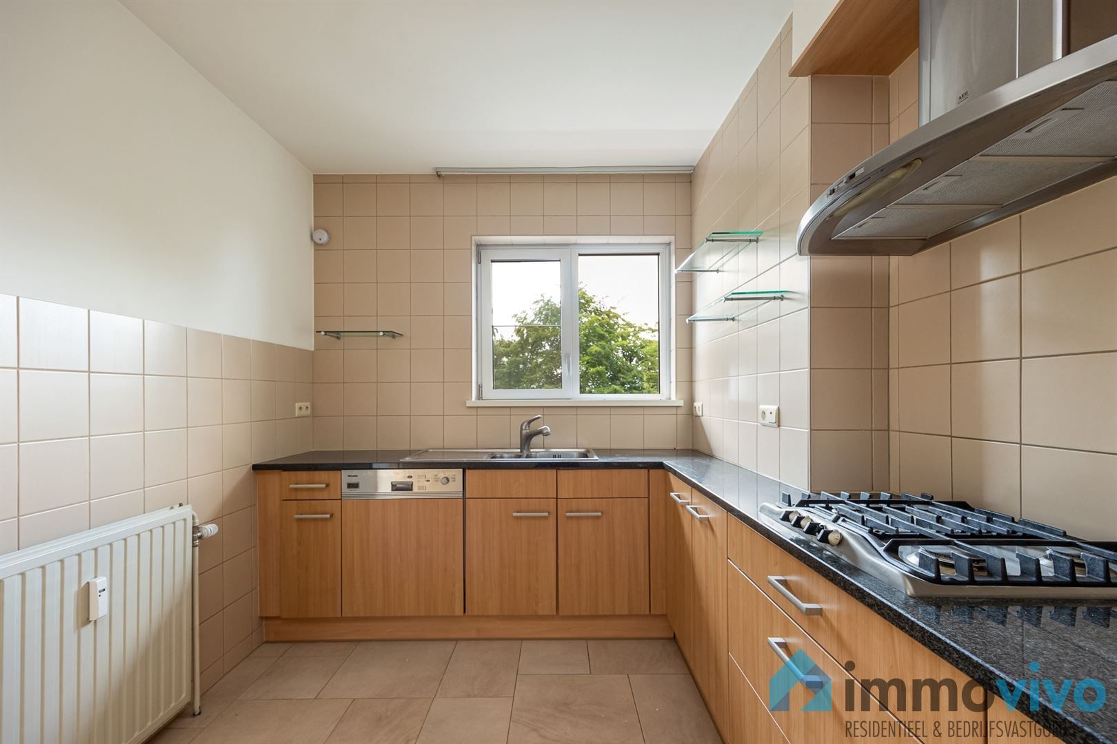 Gerenoveerd appartement met 3 slaapkamers en twee terrassen foto 6