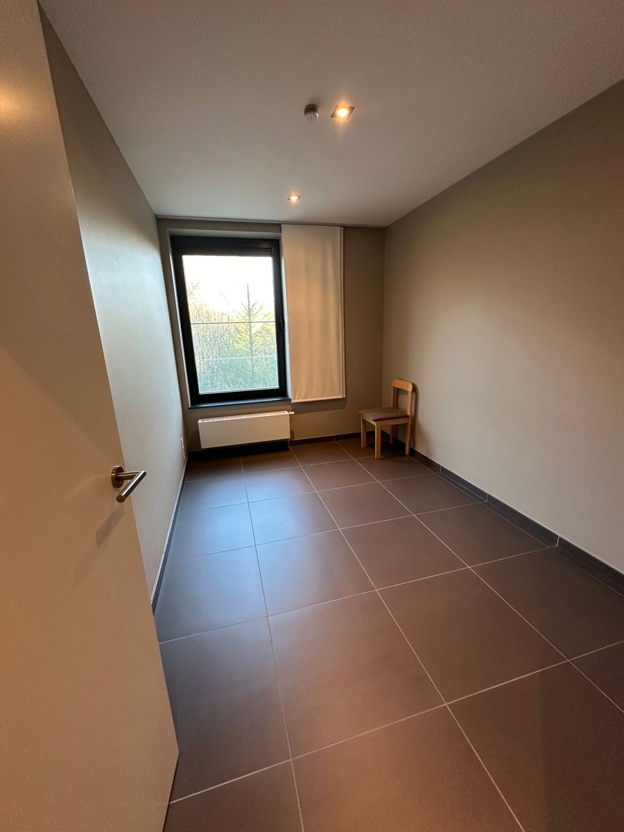 Appartement te huur foto 13