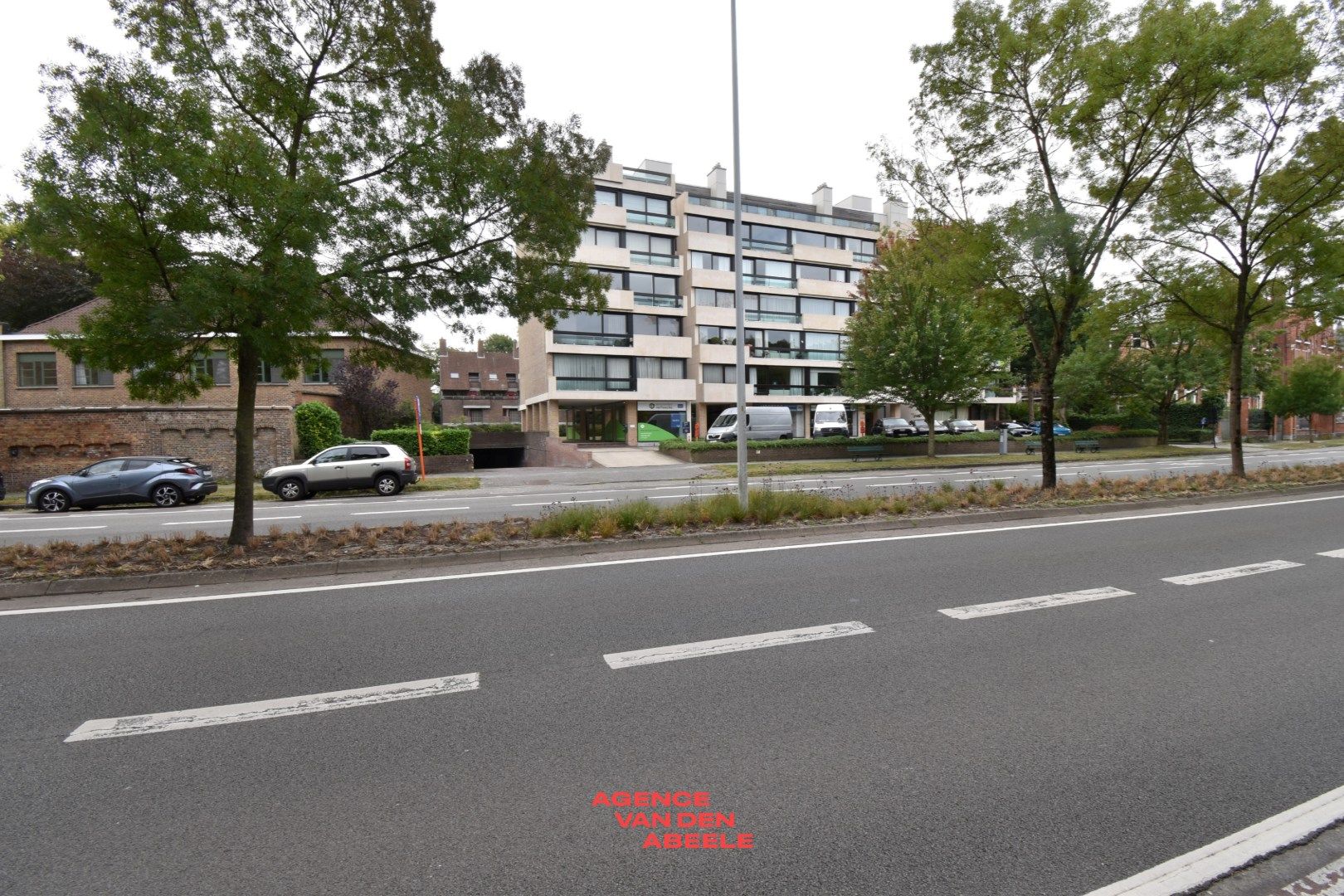 Ondergronde staanplaats langs de Komvest te Brugge foto 2