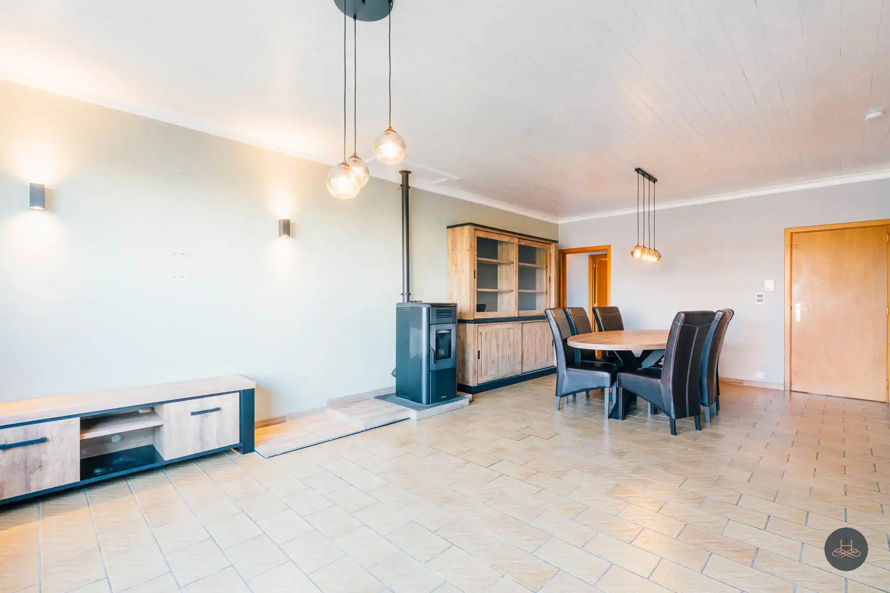 Charmante gelijkvloerse woning op prachtig perceel van 16are foto 5