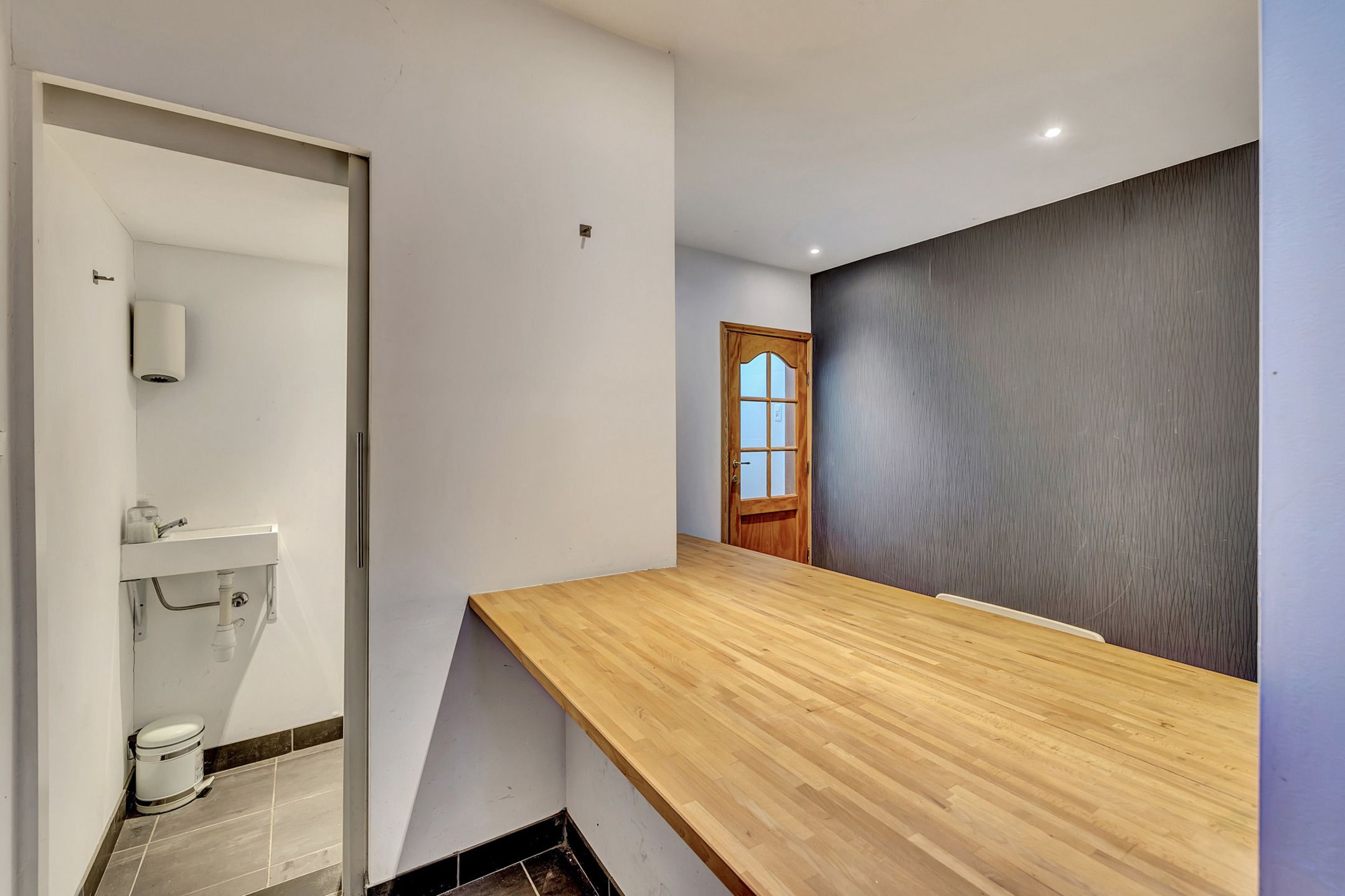 Te renoveren woning met 3 slaapkamers foto 4