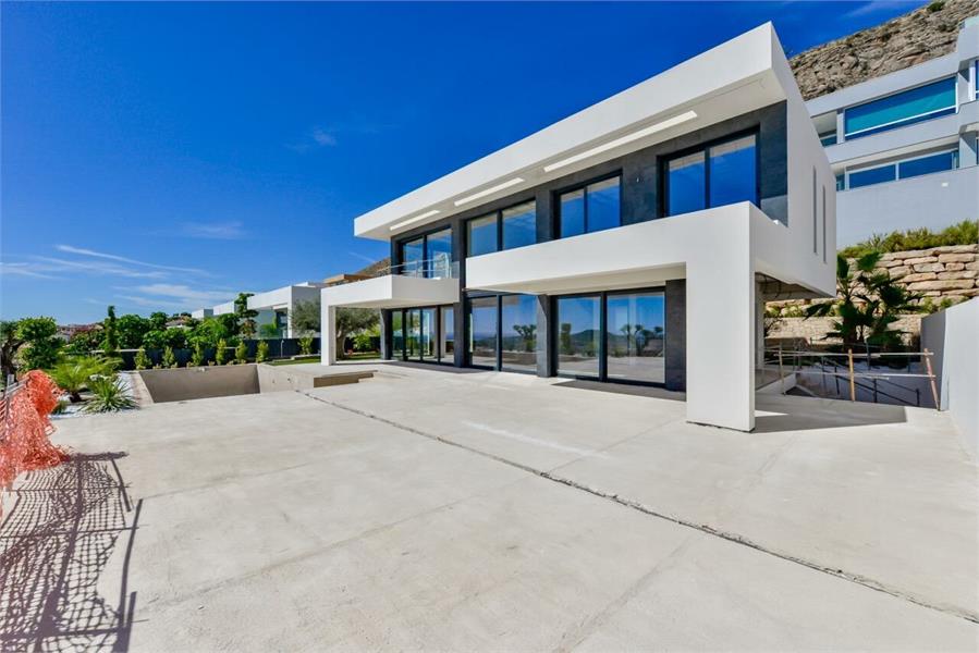 NIEUWBOUW LUXE VILLA IN FINESTRAT MET UITZICHT OP ZEE foto 3