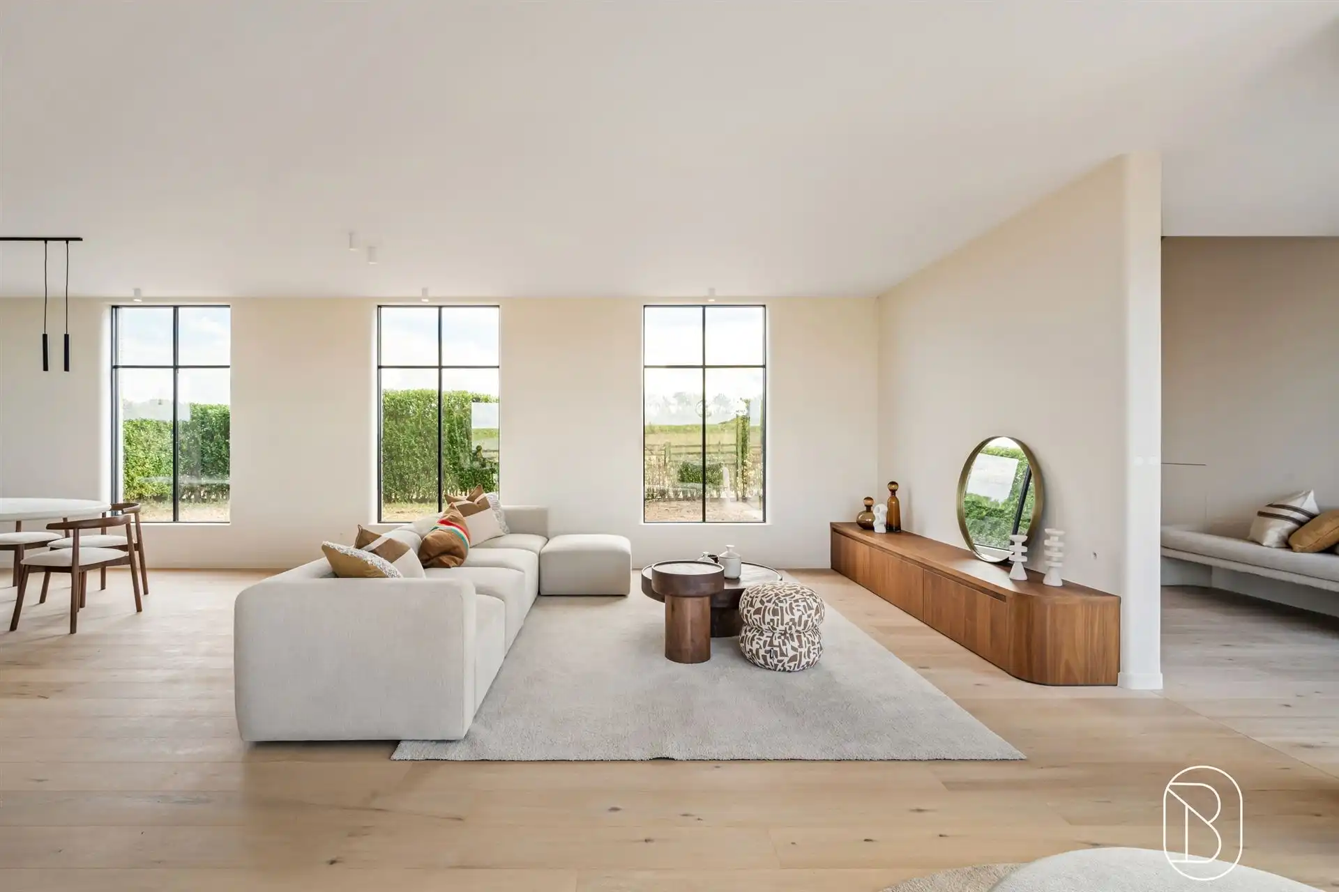 Prachtig gelegen klassewoning met paardenstallen.  foto 13