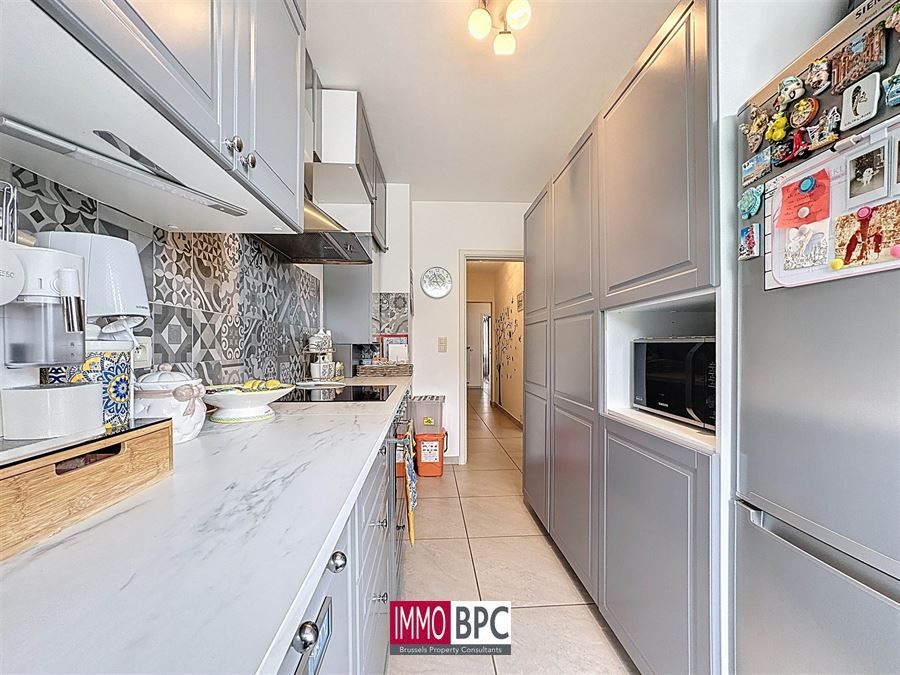 Instapklaar, ruim appartement met 2 slaapkamers, kelder en garage inbegrepen foto 12