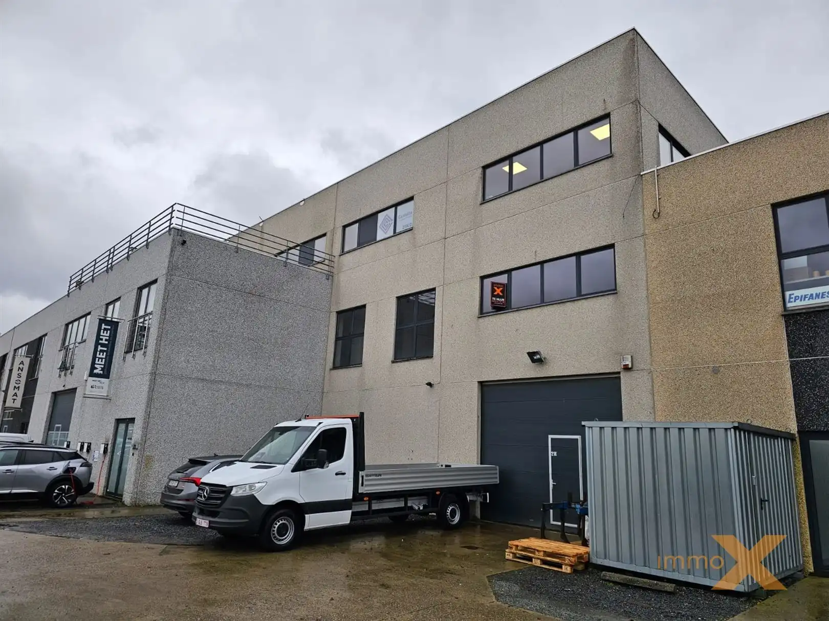 BUREELRUIMTE MET GOEDE VERBINDING SNELWEGEN!! foto 22