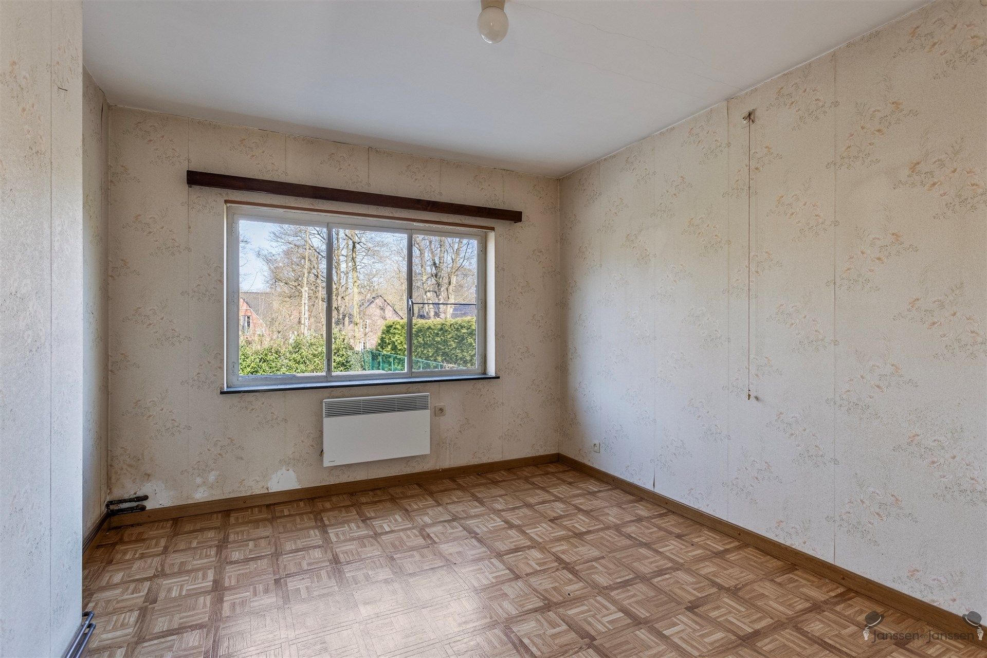 Karaktervolle woning met veel potentieel in het groene Sterrebos!  foto 21