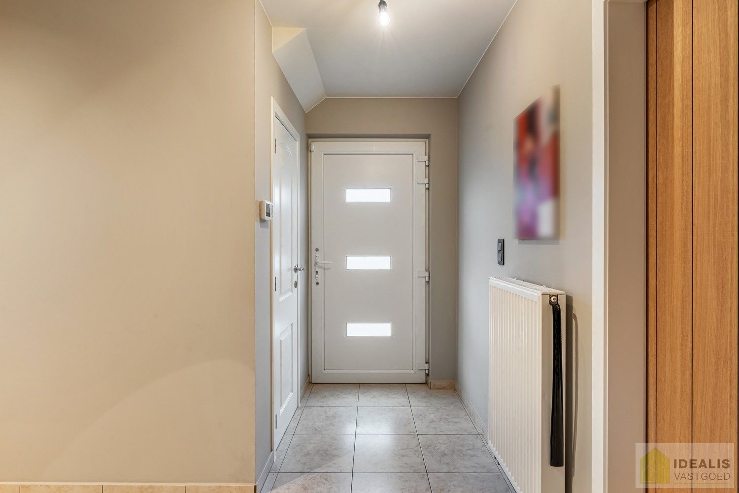 PERFECT ONDERHOUDEN GELIJKVLOERS APPARTEMENT MET MAAR LIEFST 3 SLAAPKAMERS VLAKBIJ HET BRUISENDSE CENTRUM VAN HEUSDEN-ZOLDER foto 7