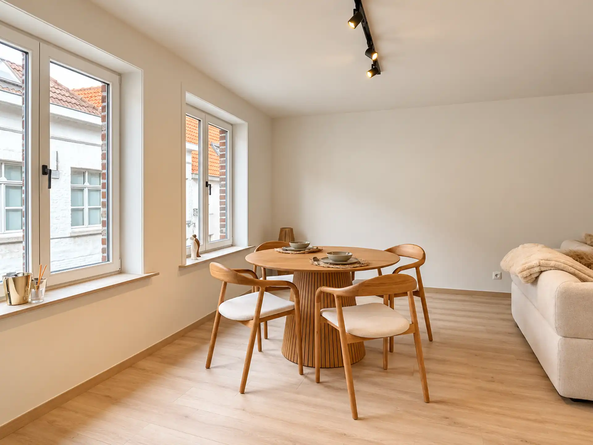 Gerenoveerd appartement met EPC A in hartje Brugge foto 5