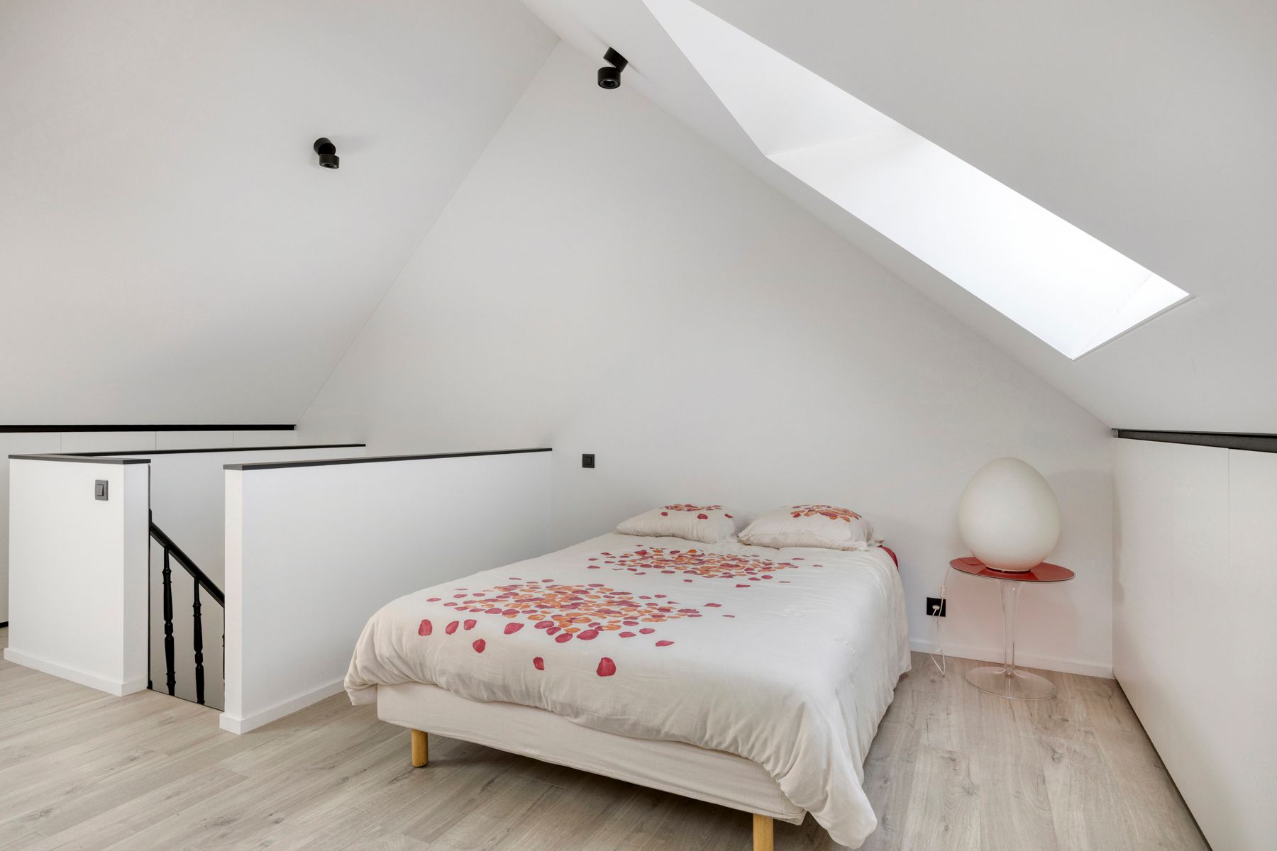 Perfect onderhouden eigendom, ideaal combinatie wonen/werk foto 19