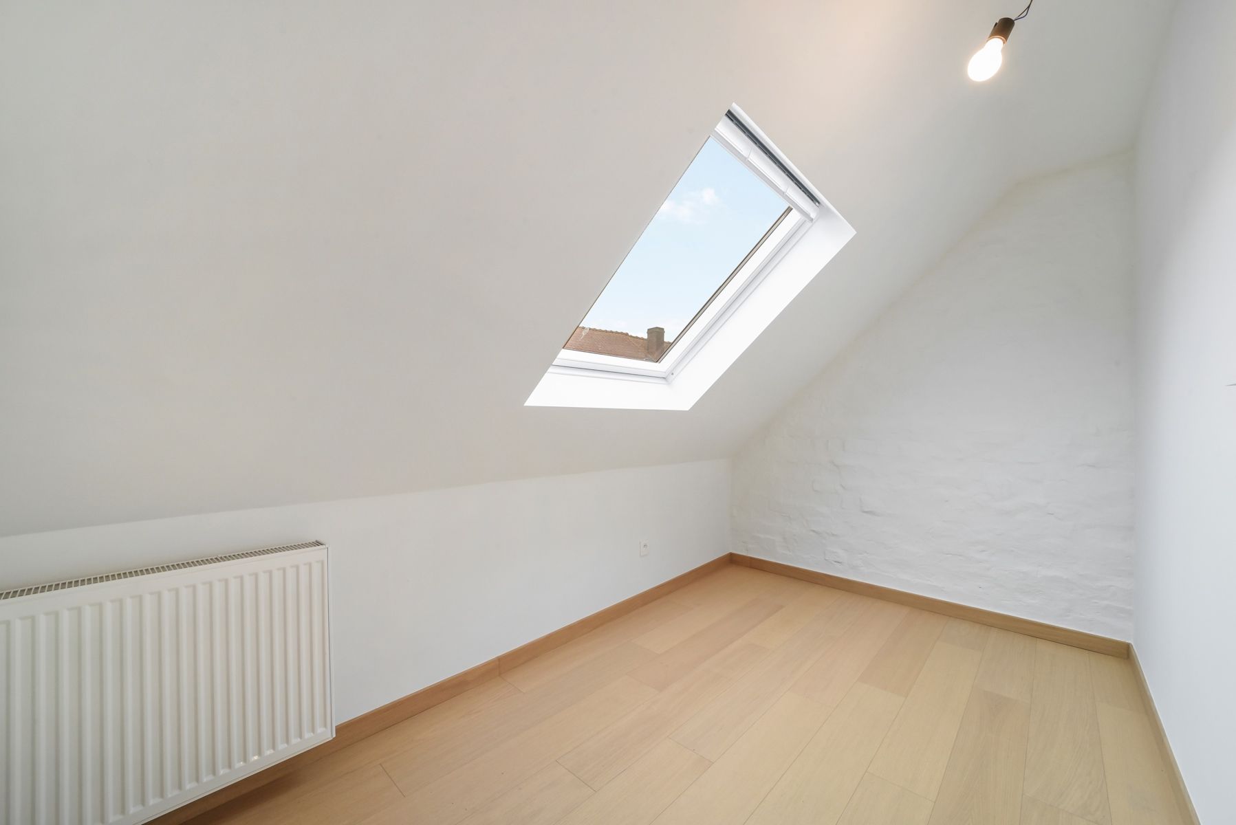 Kwalitatief gerenoveerde 3-slpk-woning (EPC-label B)! foto 12