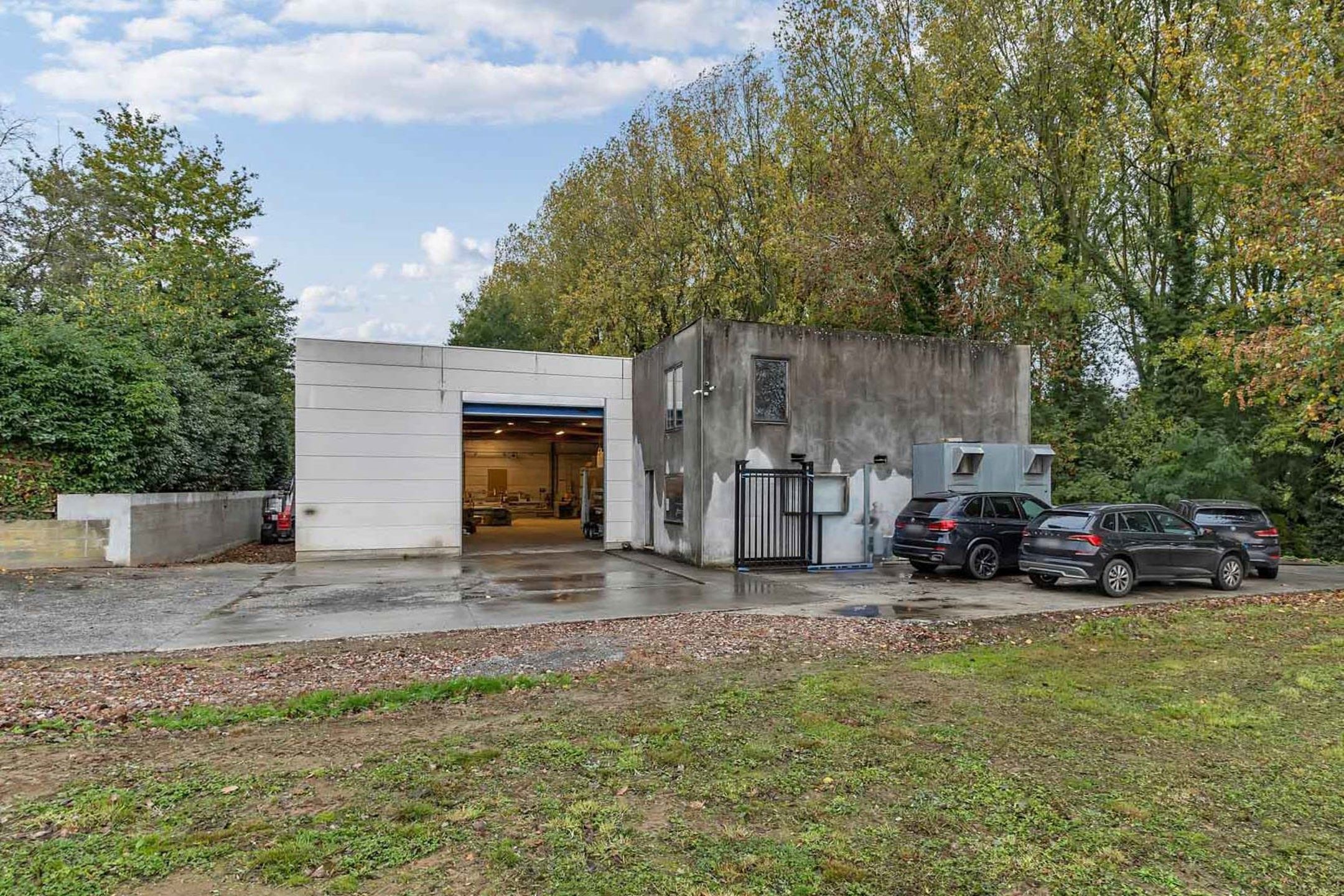 Loods (600m²)  met woonmogelijkheid op rustige locatie foto 17