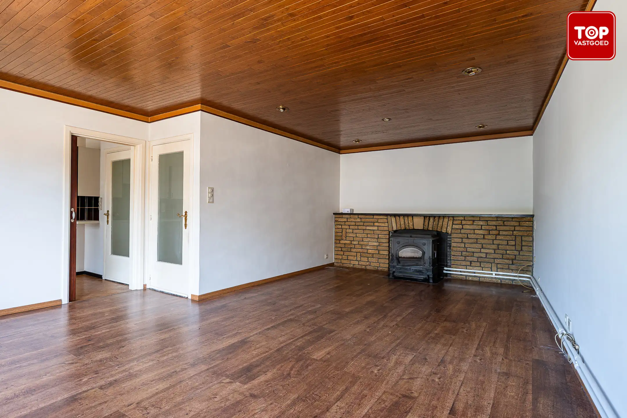 Ruim appartement met garage en zonnige tuin nabij Gent foto 6