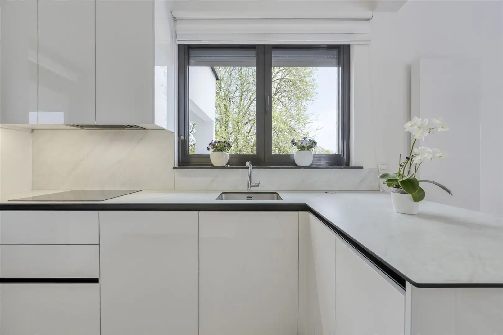 TE KOOP: Gerenoveerde woning met 3 slaapkamers te Houthalen! foto 9