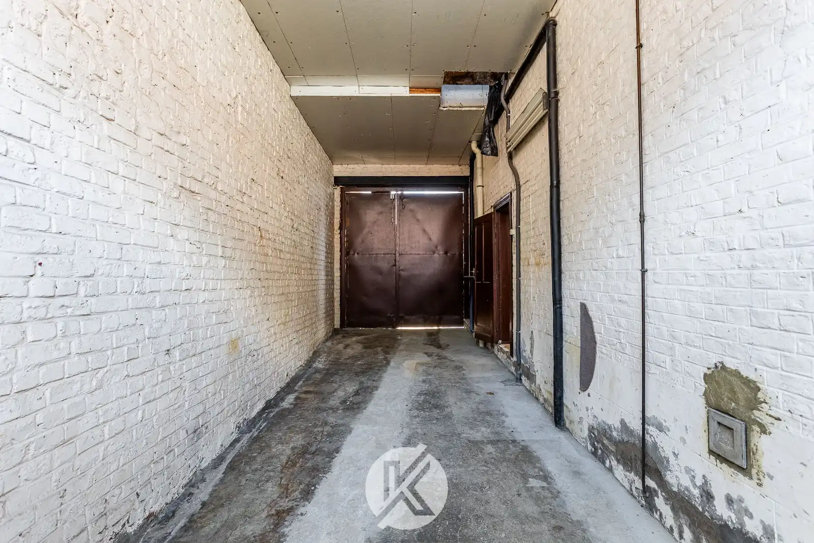 Te renoveren woning met groot volume foto 9