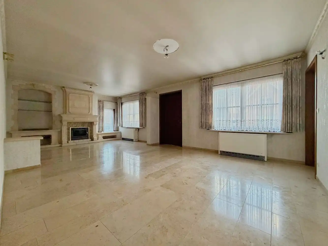 Unieke eigendom met bijgebouw op perceel van 2737 m² foto 5