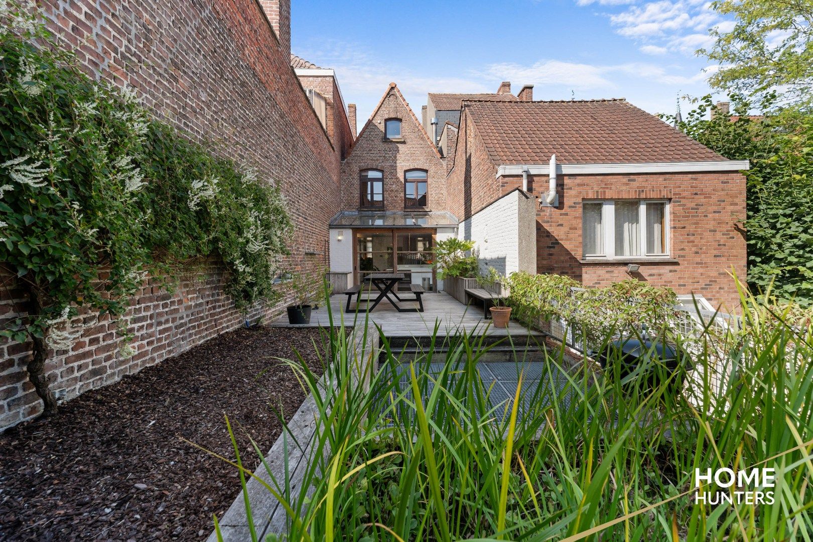 Prachtig afgewerkte herenwoning met praktijkruimte/polyvalente ruimte in het centrum van Ieper foto 16
