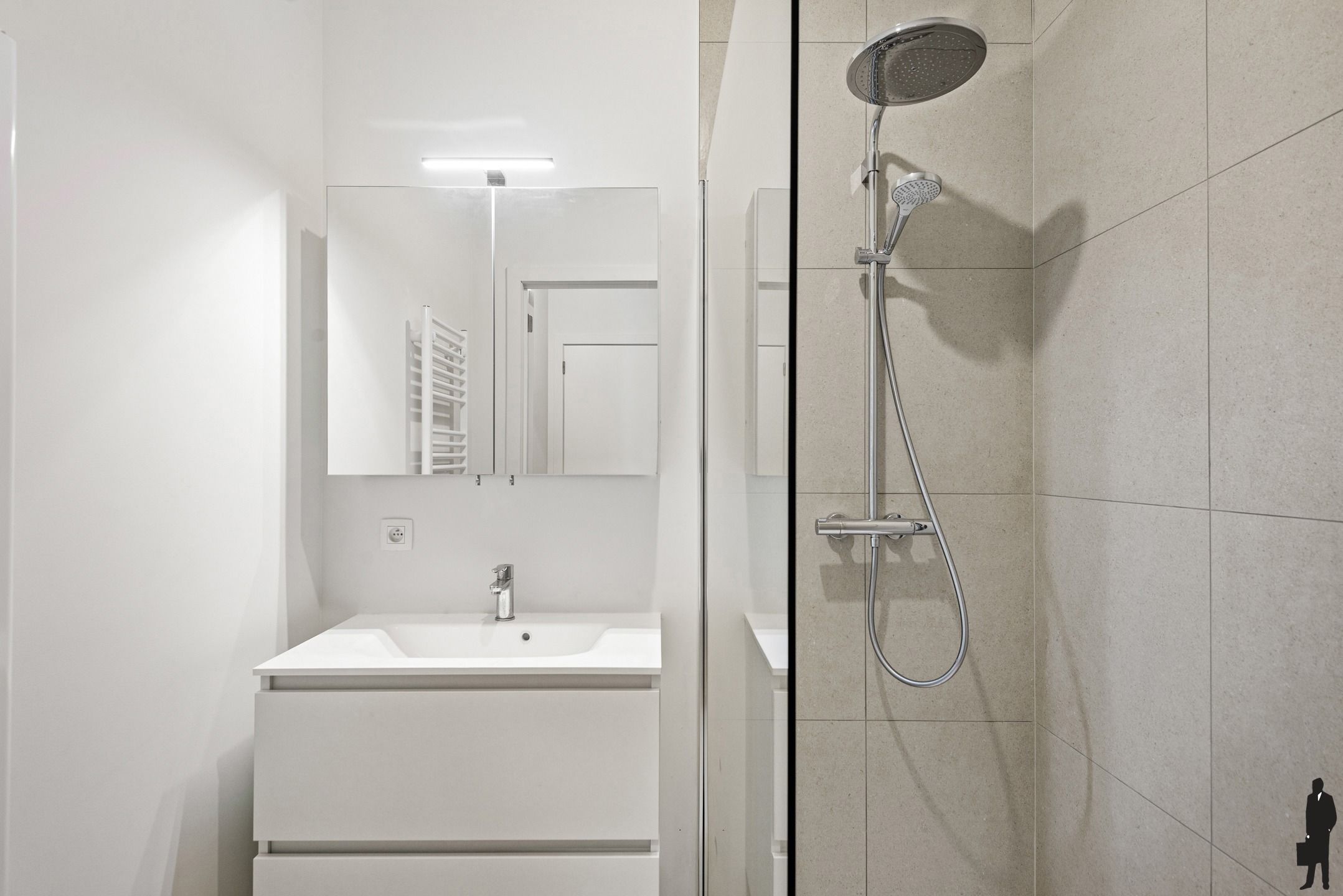 Gelijkvloers app met tuin in prestigieus project in Wilrijk foto 13