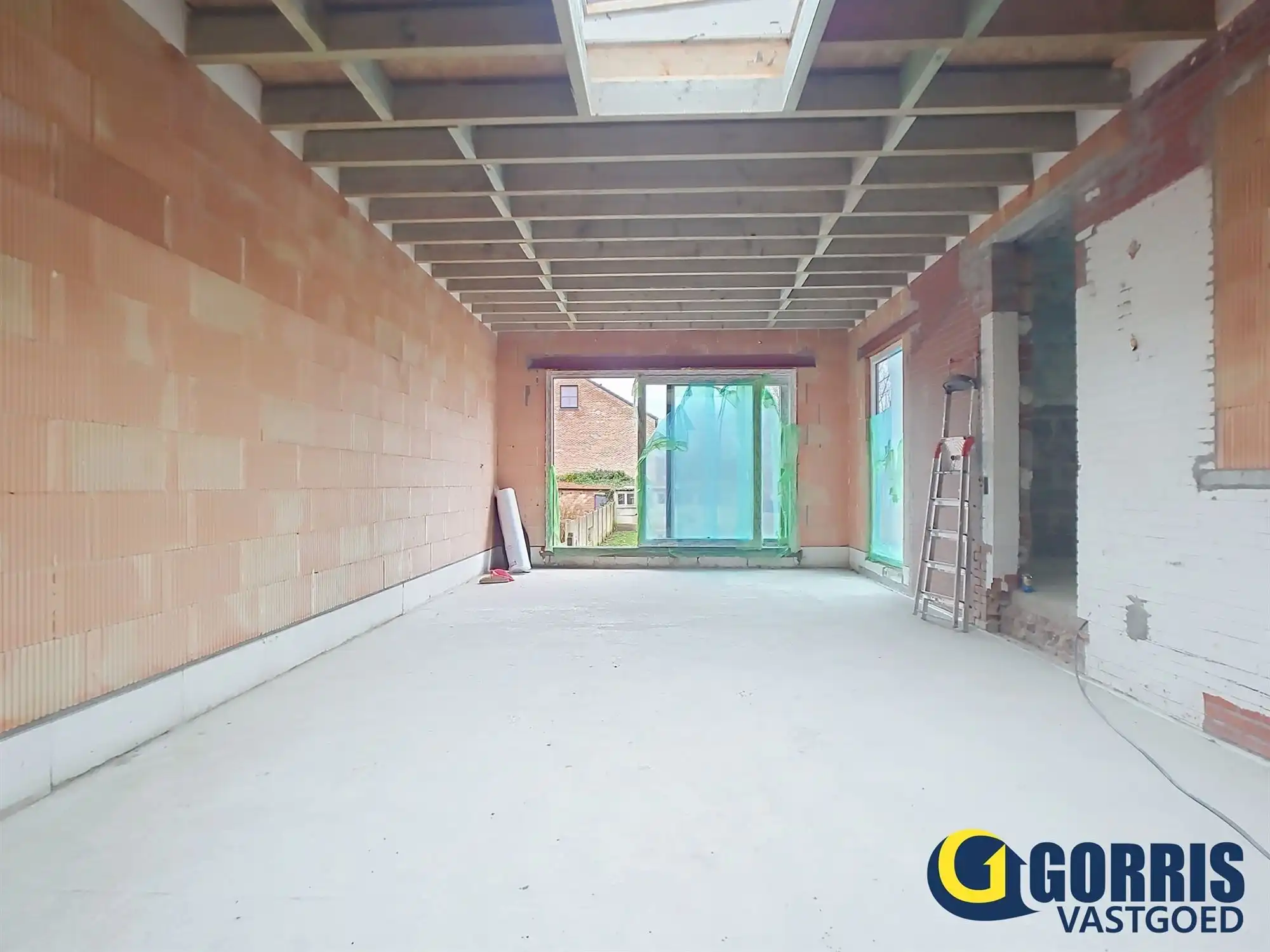 Veelzijdig hoekpand met topligging en commerciële visibiliteit! foto 4